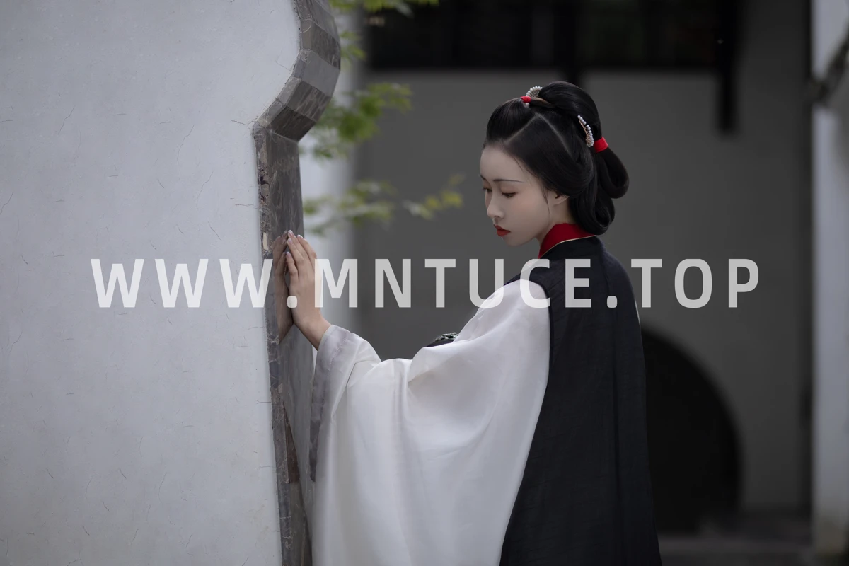 [YITUYU] 2023.05.20 Vol.3050 – Late Ming Dynasty 姌Rr#[34P]-30