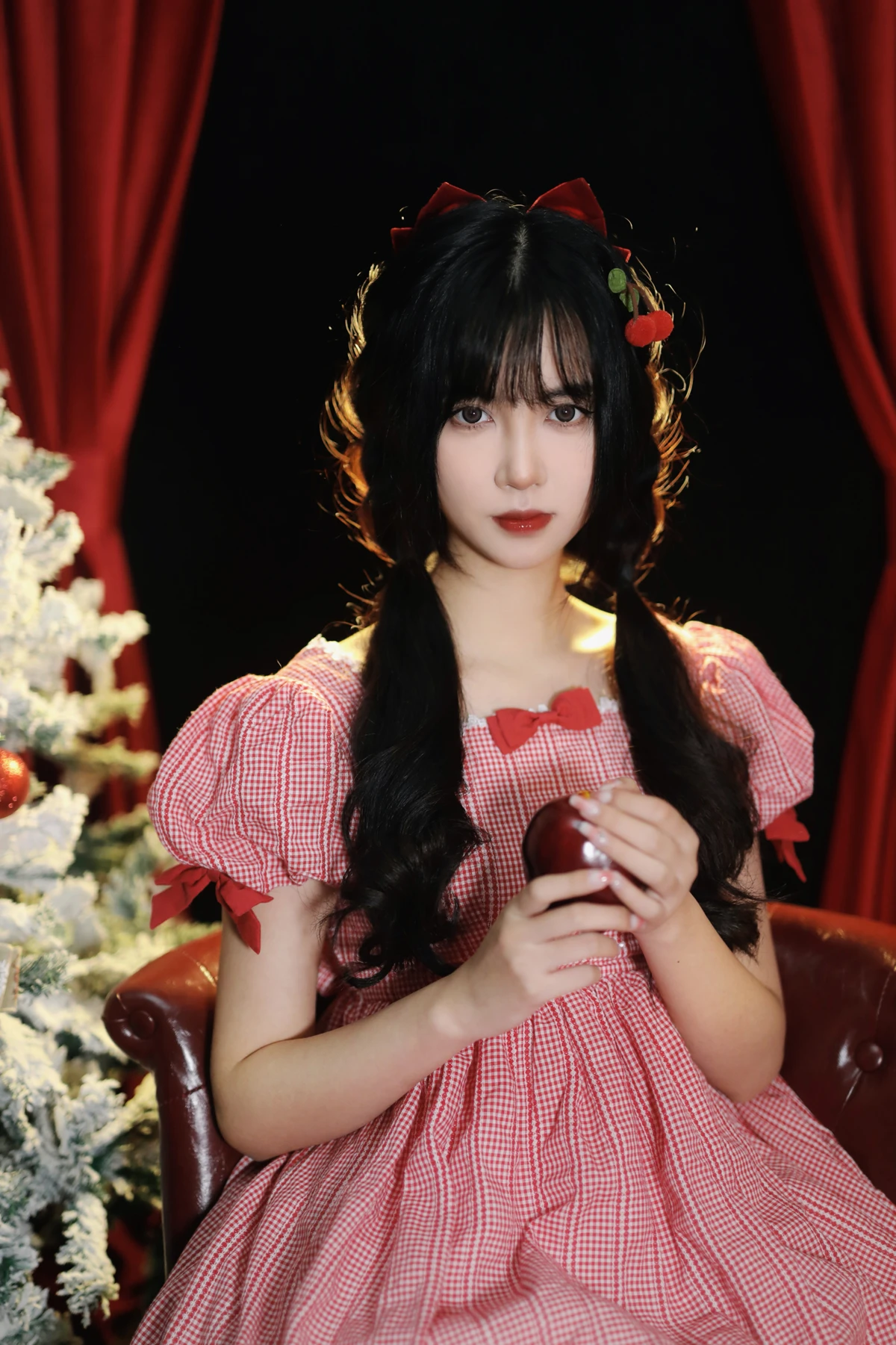 [YITUYU] 2022.12.18 Vol.2708 – Christmas in a Fairy Tale Light cherry blossom#[25P]-3