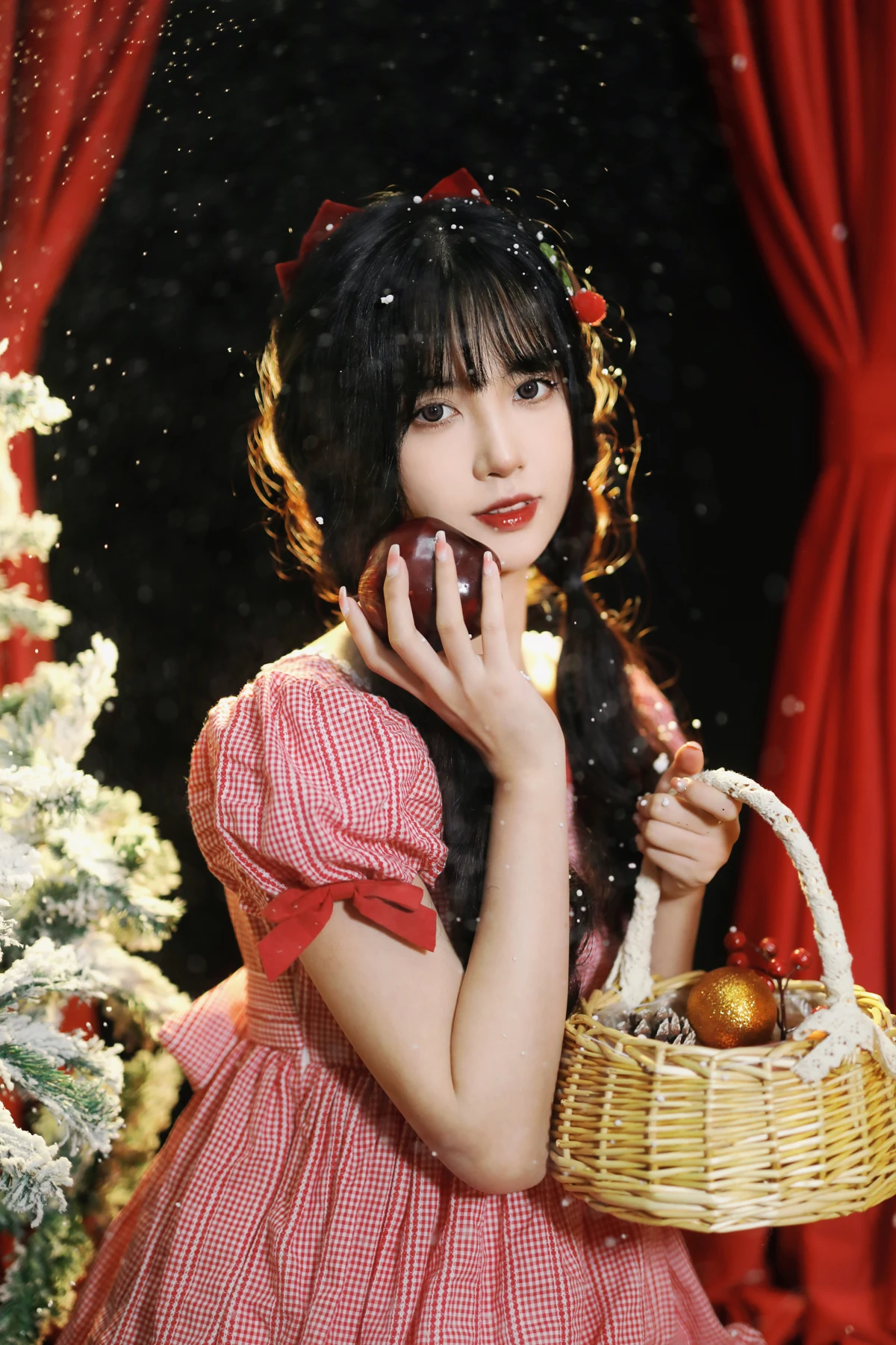 [YITUYU] 2022.12.18 Vol.2708 – Christmas in a Fairy Tale Light cherry blossom#[25P]-6