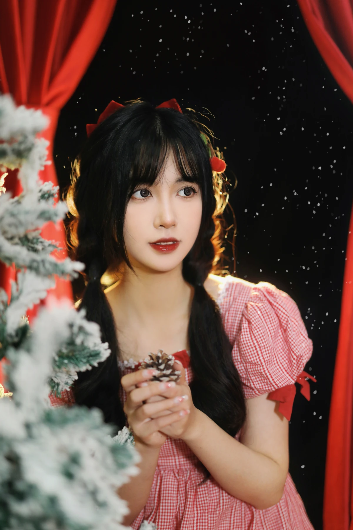 [YITUYU] 2022.12.18 Vol.2708 – Christmas in a Fairy Tale Light cherry blossom#[25P]-9