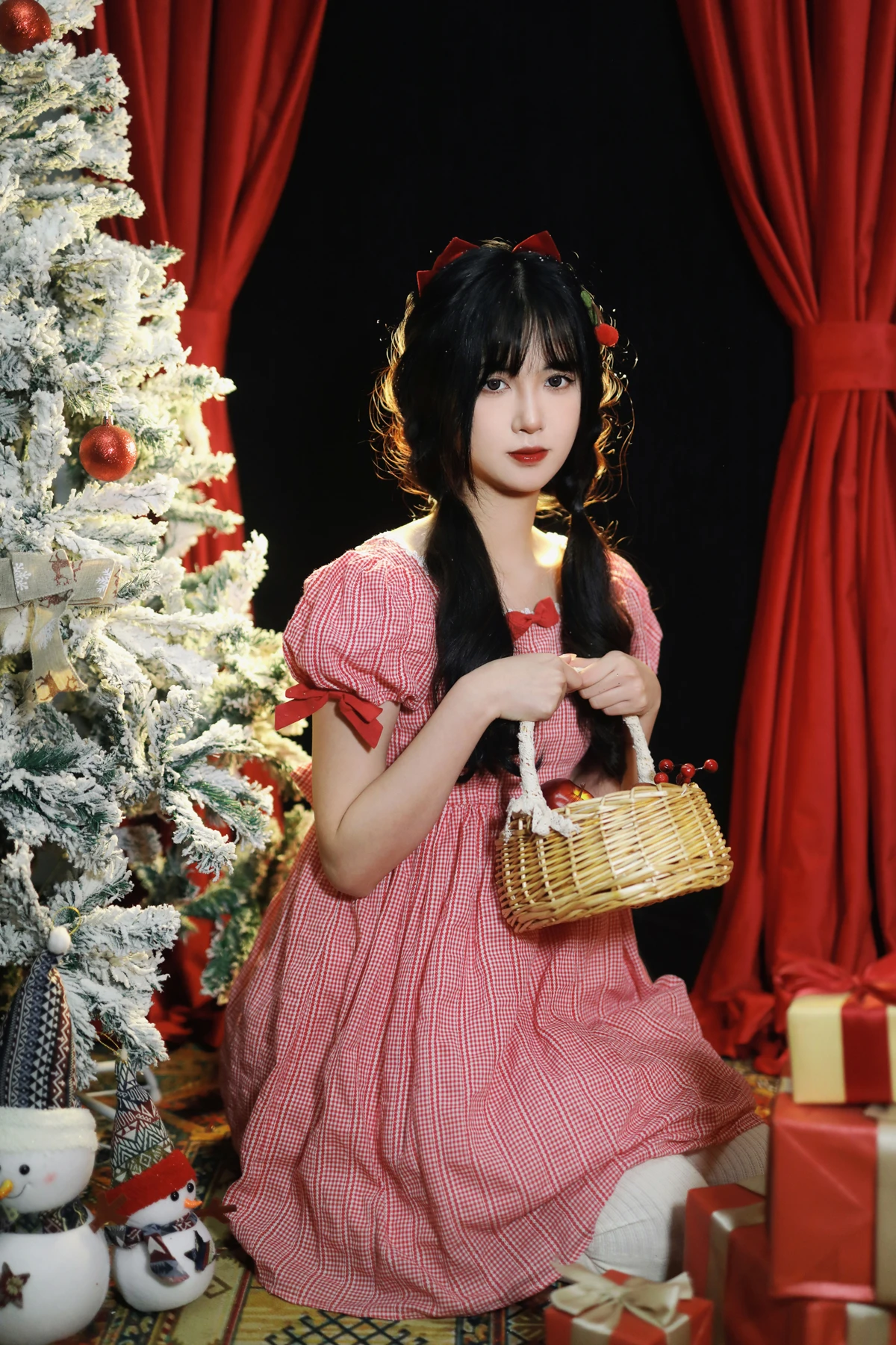 [YITUYU] 2022.12.18 Vol.2708 – Christmas in a Fairy Tale Light cherry blossom#[25P]-2