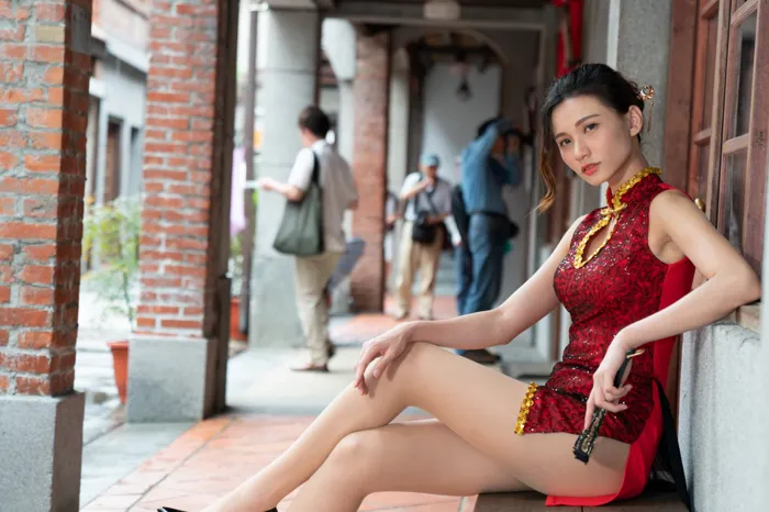 [Mzsock] NO.057 Cai Yixin, ultra short cheongsam, stockings, high heels, beautiful legs, outdoor shot street photography#[55P]-1