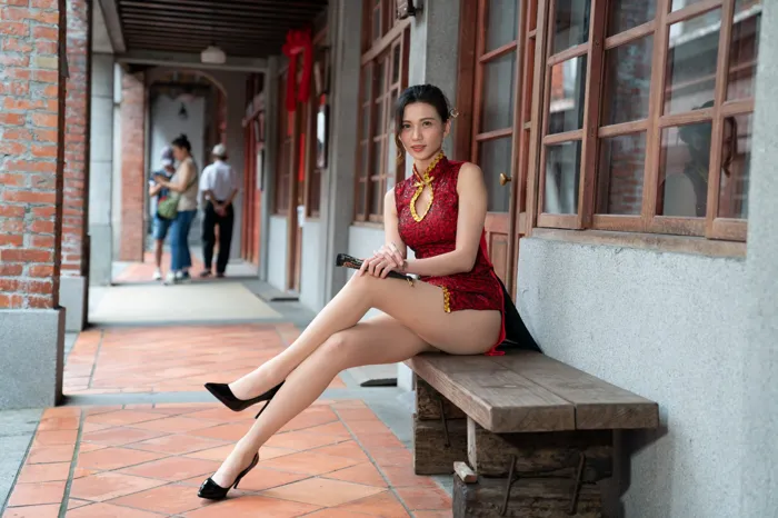 [Mzsock] NO.057 Cai Yixin, ultra short cheongsam, stockings, high heels, beautiful legs, outdoor shot street photography#[55P]-10