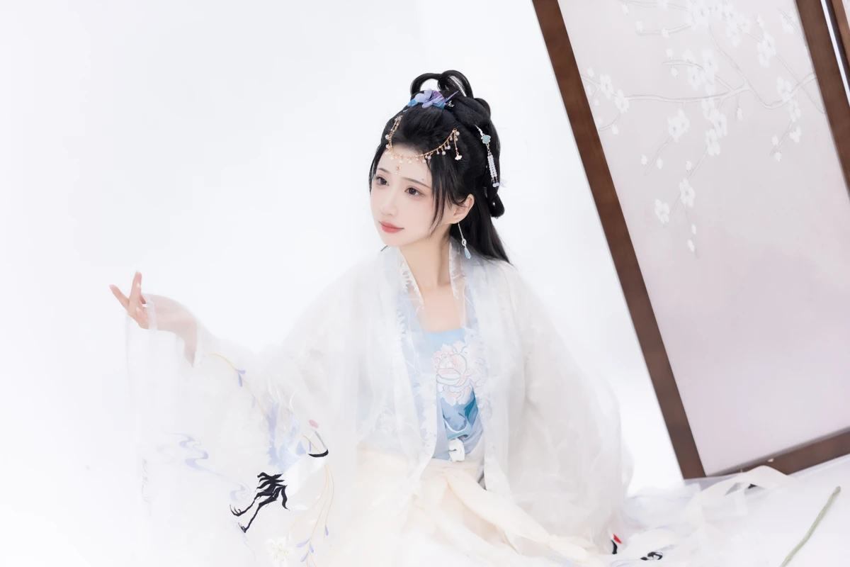 [YITUYU] 2023.01.09 Vol.2874 – Pear Blossom White -Qiluosheng’s little Susu-#[26P]-6