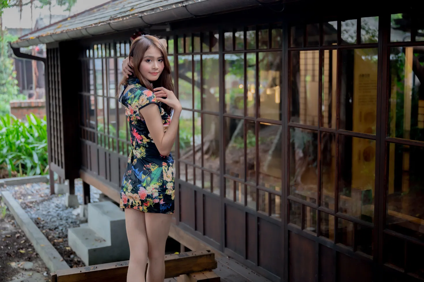 [Mzsock] NO.202 He Jiaxin black flower short cheongsam stockings high heels beautiful legs street photography#[97P]-7