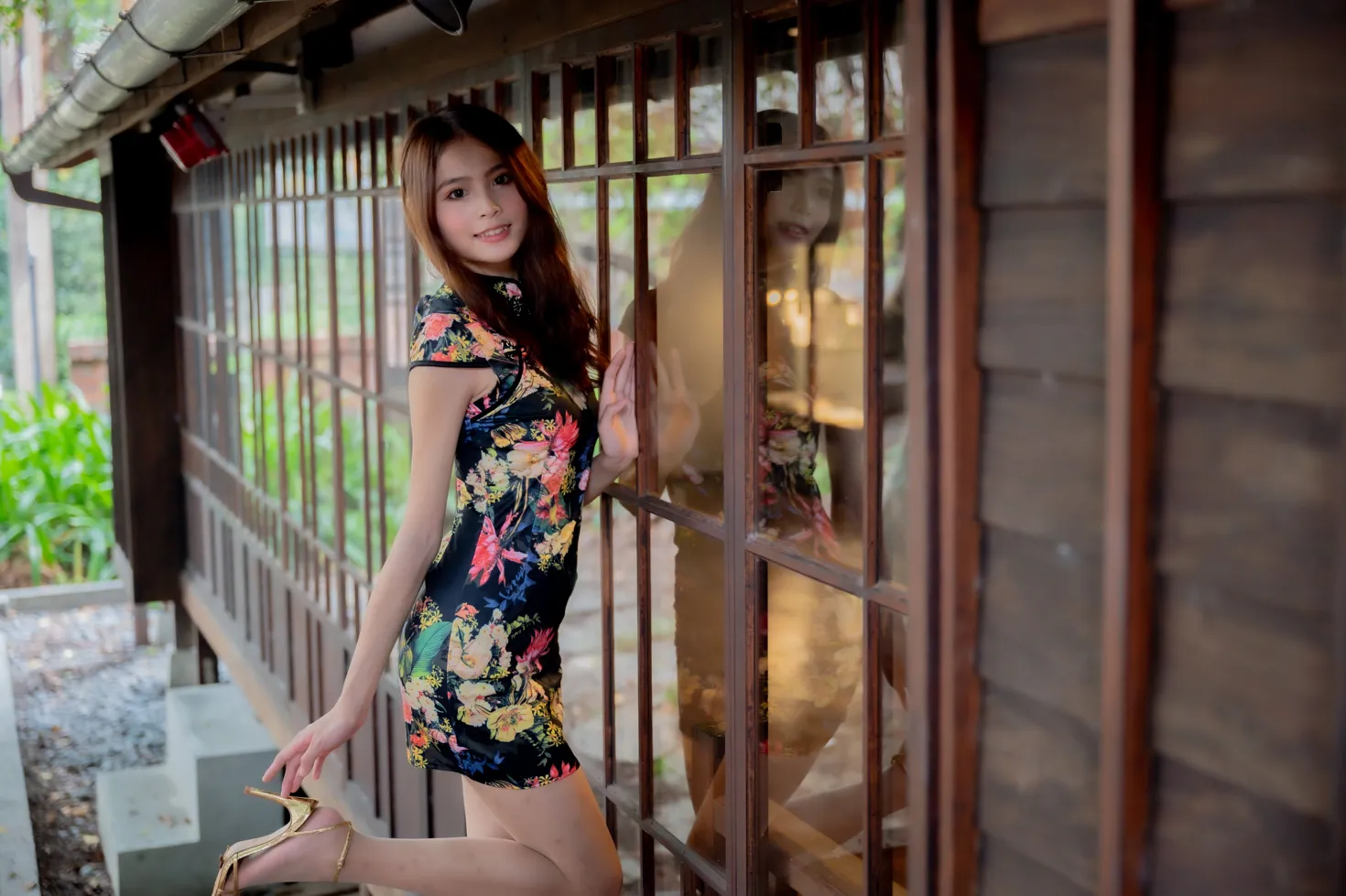 [Mzsock] NO.202 He Jiaxin black flower short cheongsam stockings high heels beautiful legs street photography#[97P]-10