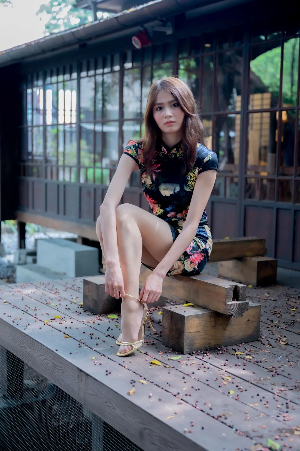 [Mzsock] NO.202 He Jiaxin black flower short cheongsam stockings high heels beautiful legs street photography#[97P]-7