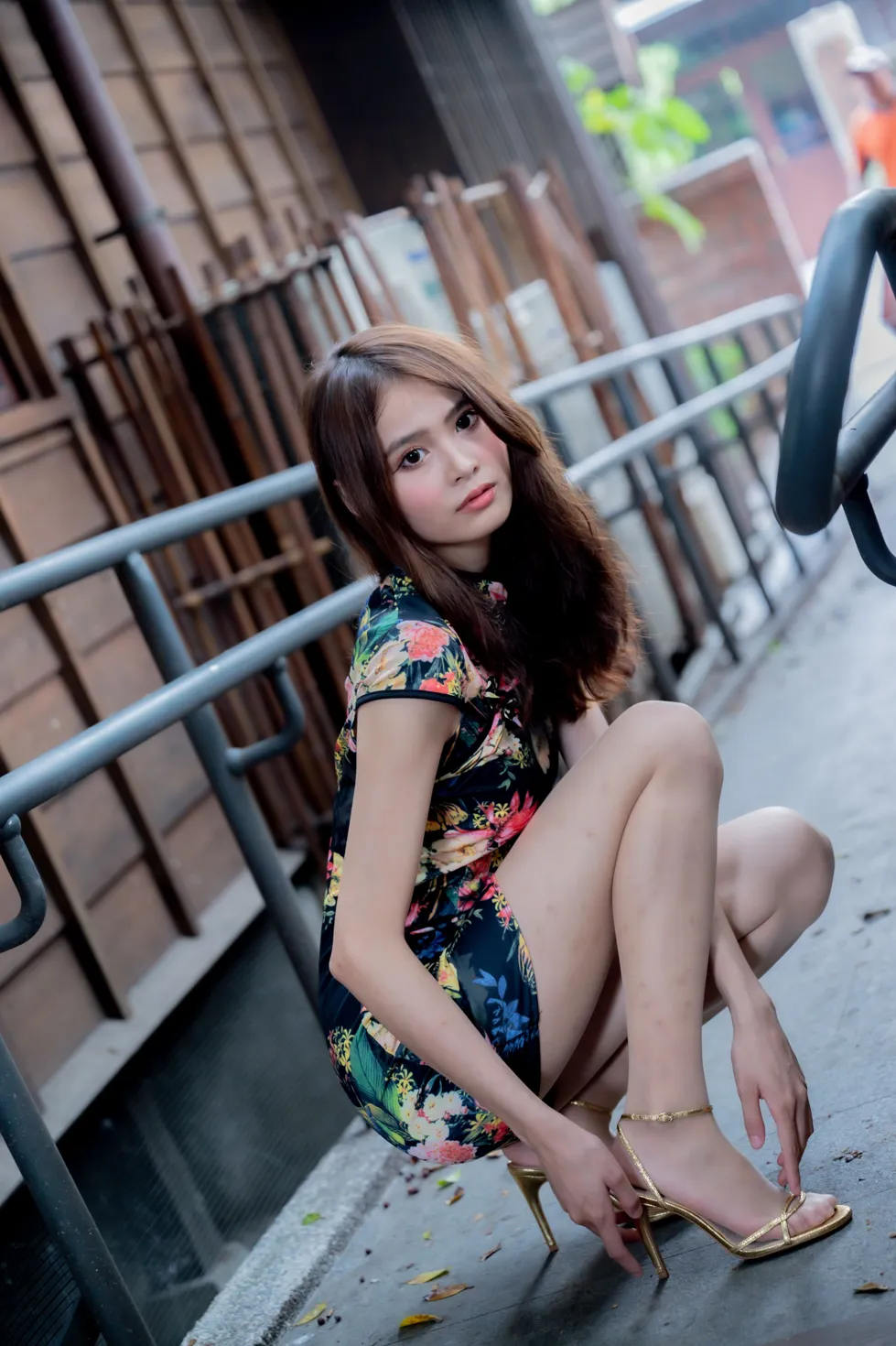 [Mzsock] NO.202 He Jiaxin black flower short cheongsam stockings high heels beautiful legs street photography#[97P]-6