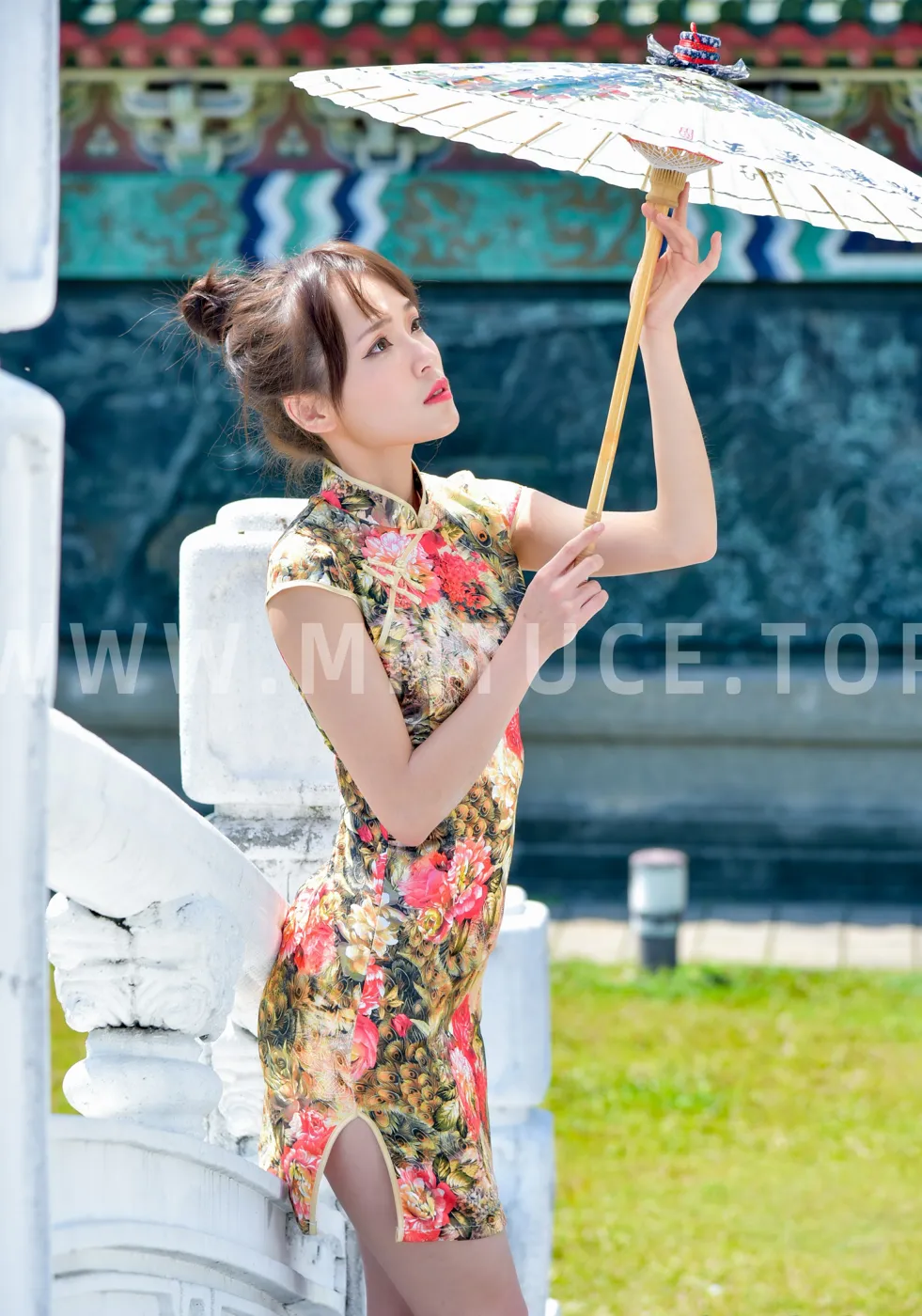 [Mzsock] NO.189 Miao Wanyu floral short cheongsam with high heels and beautiful legs street photography#[68P]-5