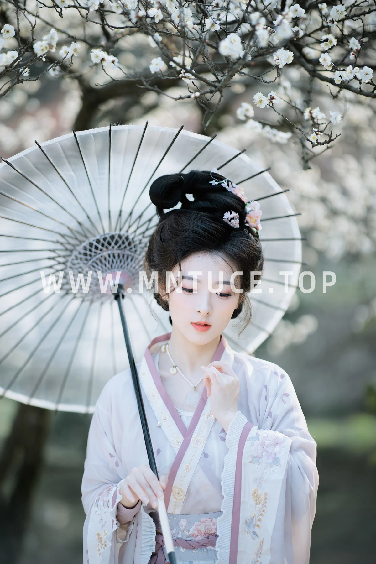 [YITUYU] 2023.03.08 Vol.3022 Exploring Plum Blossoms in Early Spring Ming Shu Cai Cai#[46P]-30