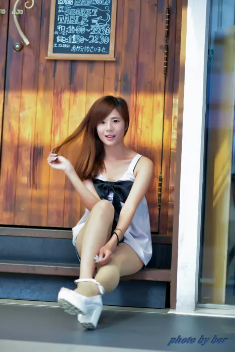 [Mzsock] NO.061 Fang Weizhen denim shorts stockings high heels beautiful legs outdoor shot street photography#[73P]-1