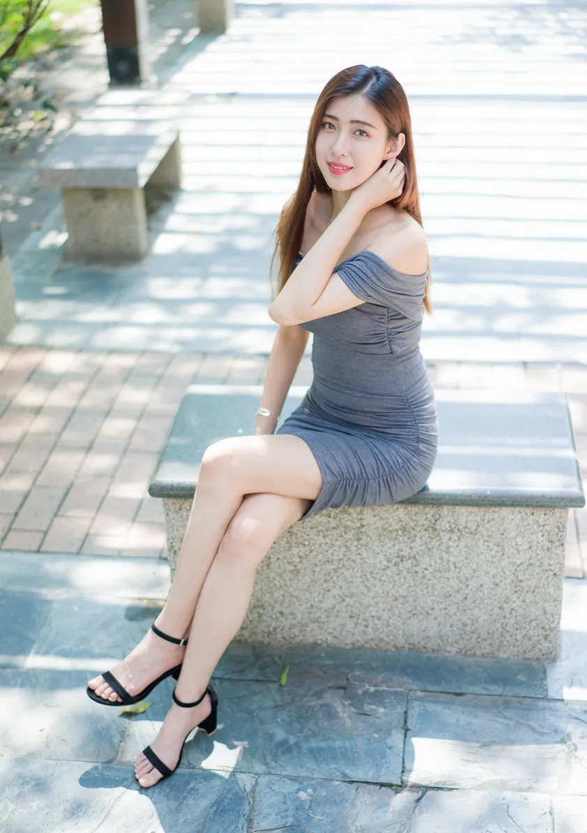 [Mzsock] NO.207 Kim Yun Kyo off-shoulder dress and short skirt with high legs street photography#[54P]-20