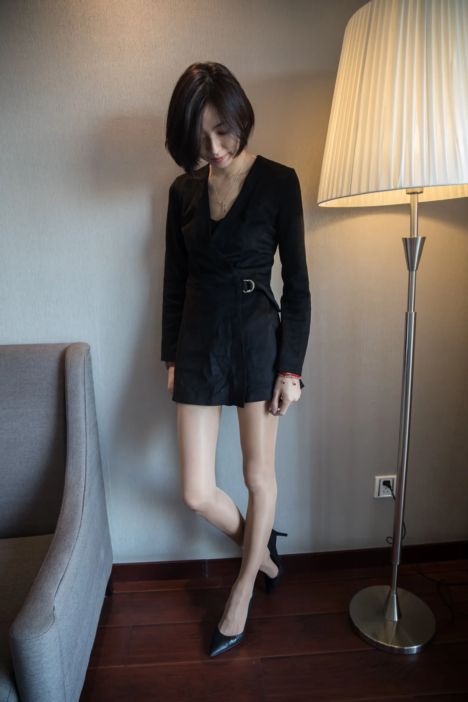 [Mzsock] NO.120 Skinny beauty in the hotel with high heels street photography#[88P]-6