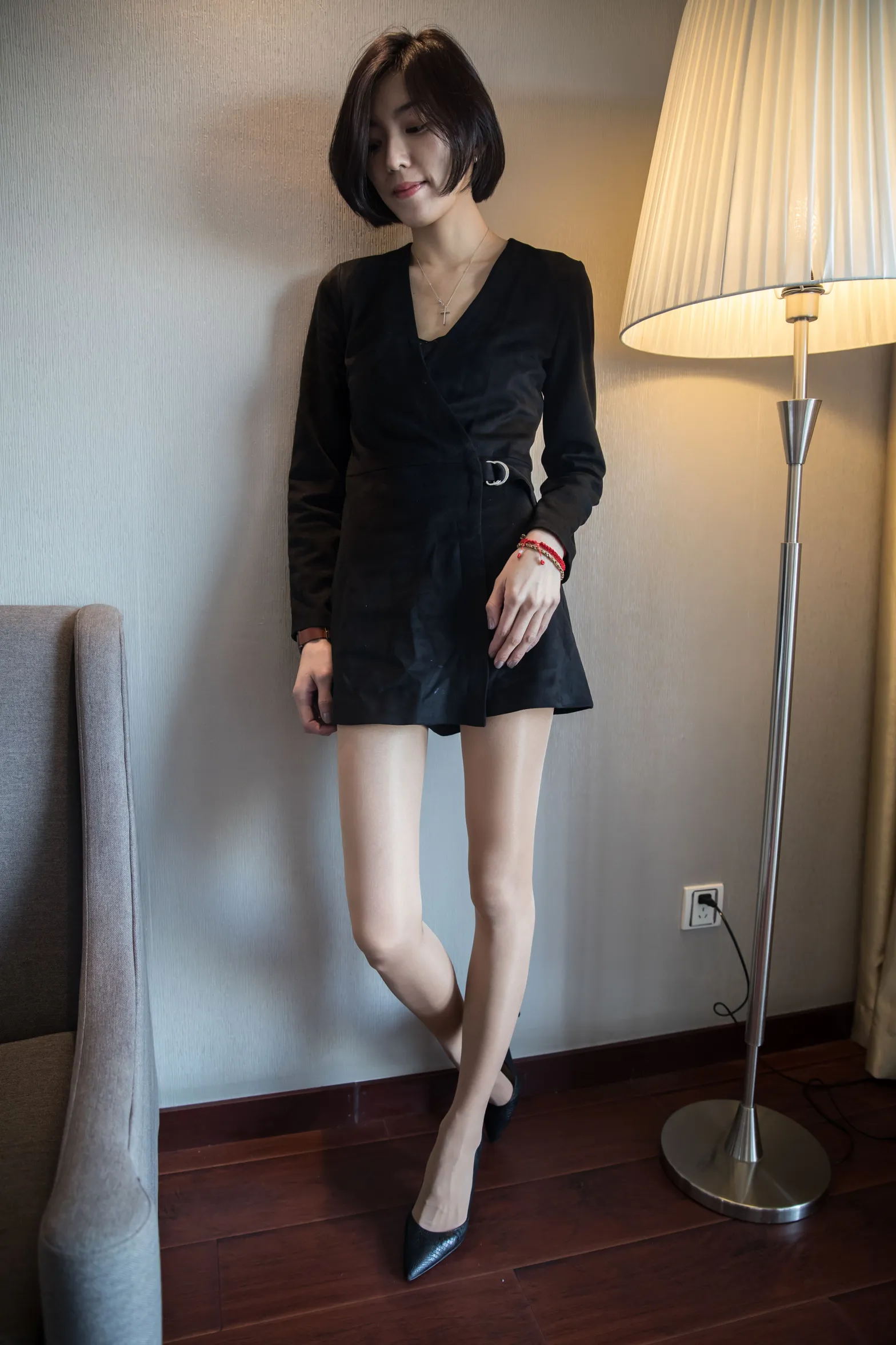 [Mzsock] NO.120 Skinny beauty in the hotel with high heels street photography#[88P]-9