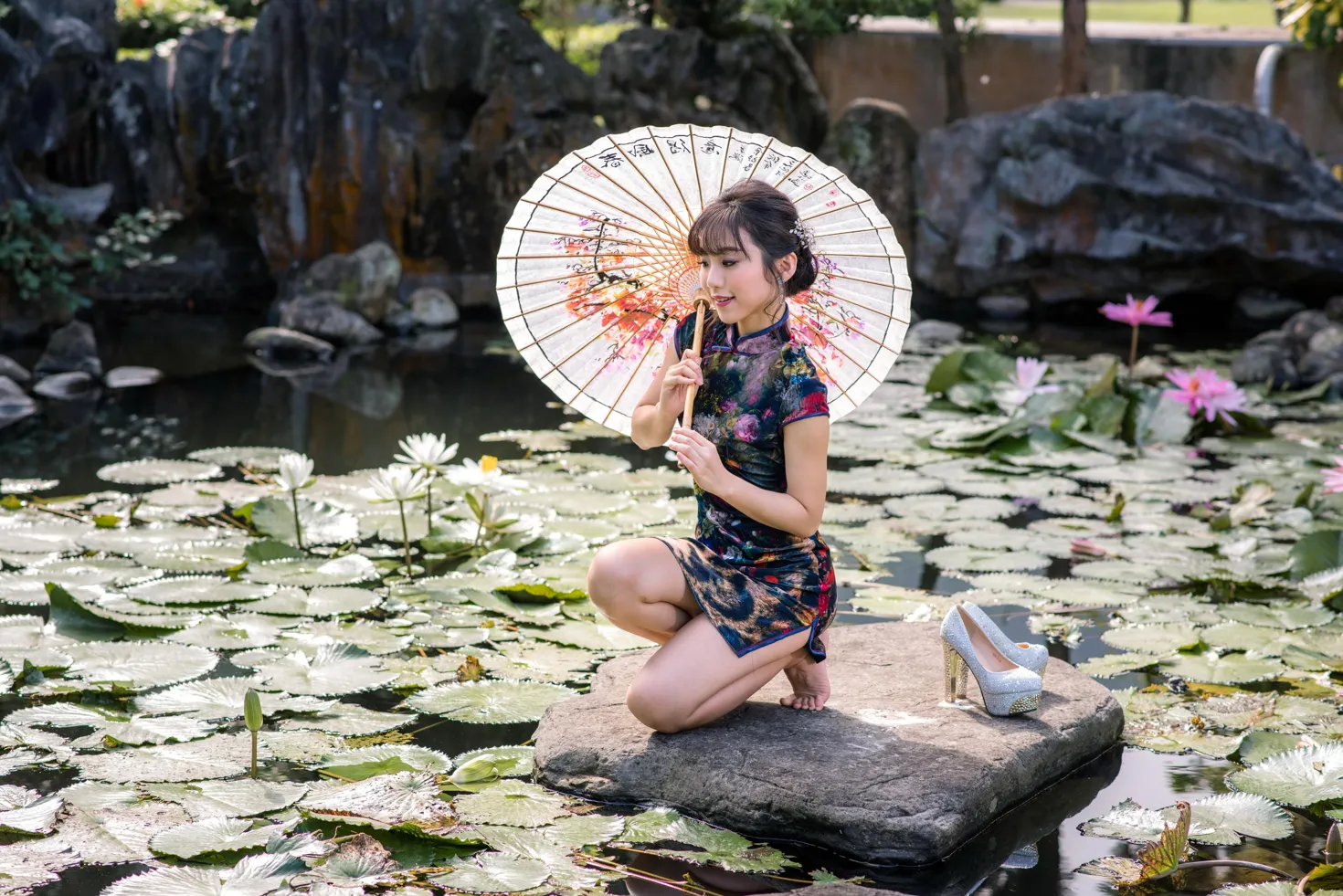 [Mzsock] NO.194 Yu Chen short cheongsam high heels beautiful legs street photography#[105P]-1