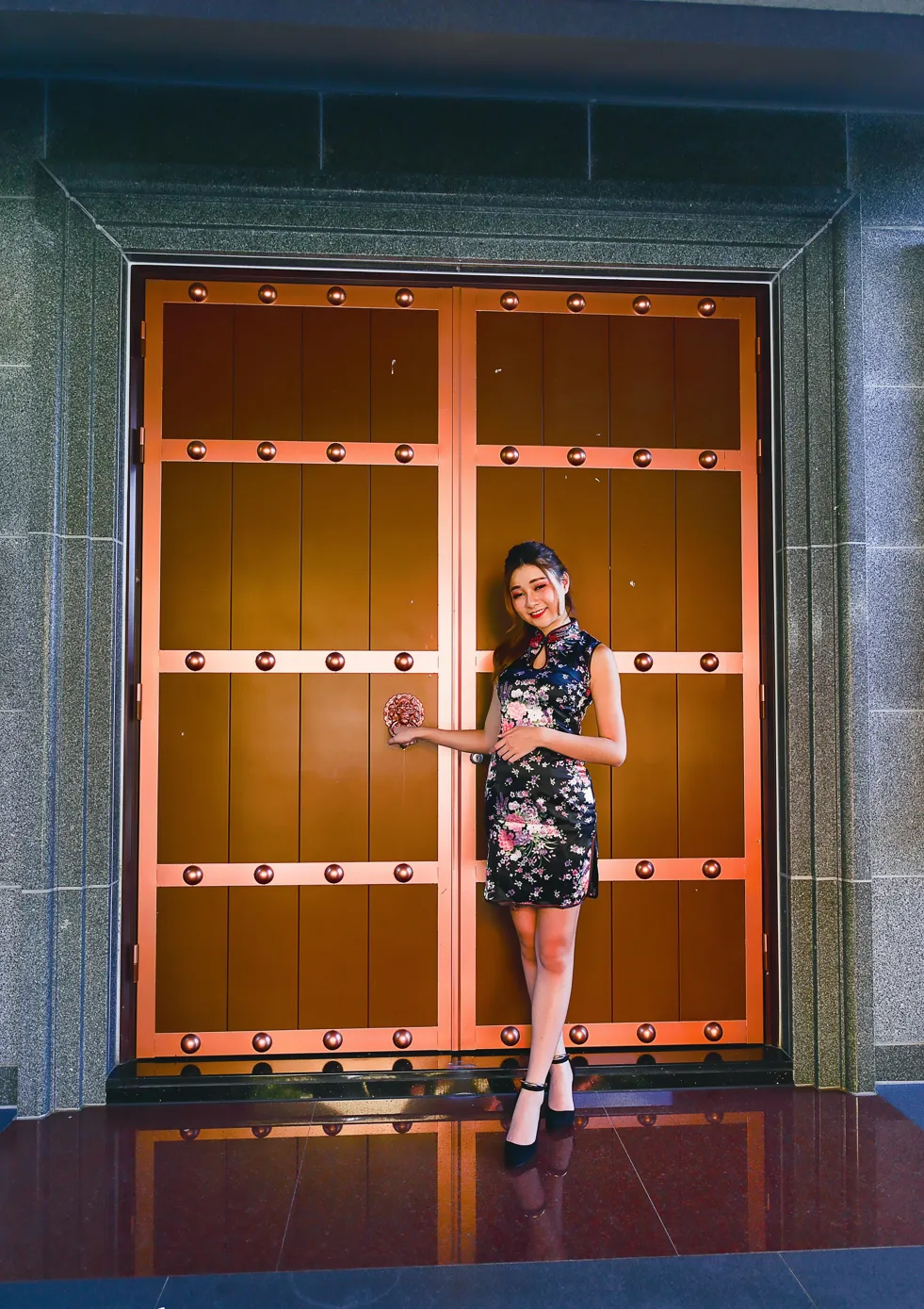 [Mzsock] NO.209 Chen Yingrong short cheongsam high heels beautiful legs street photography#[58P]-3