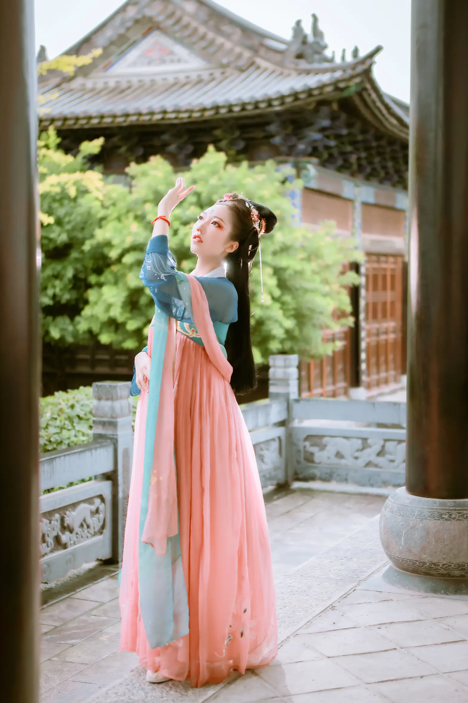 [YITUYU] 2022.01.26 Vol.709 – Evening Breeze Courtyard Mo Xi#[28P]-1