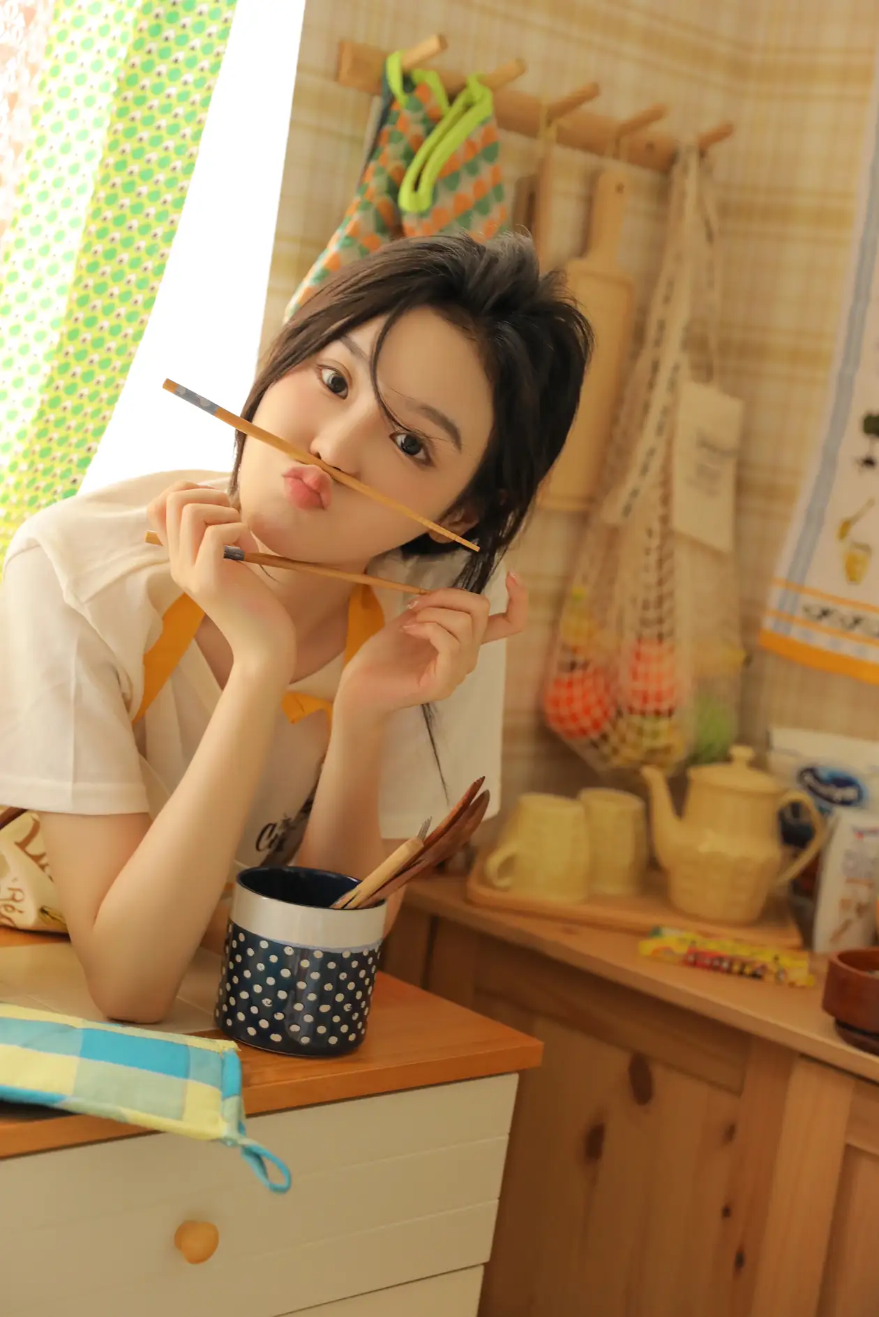 [YITUYU] 2022.07.07 Vol.1403 – Orange Little Chef Xi Xuan MUA#[43P]-2