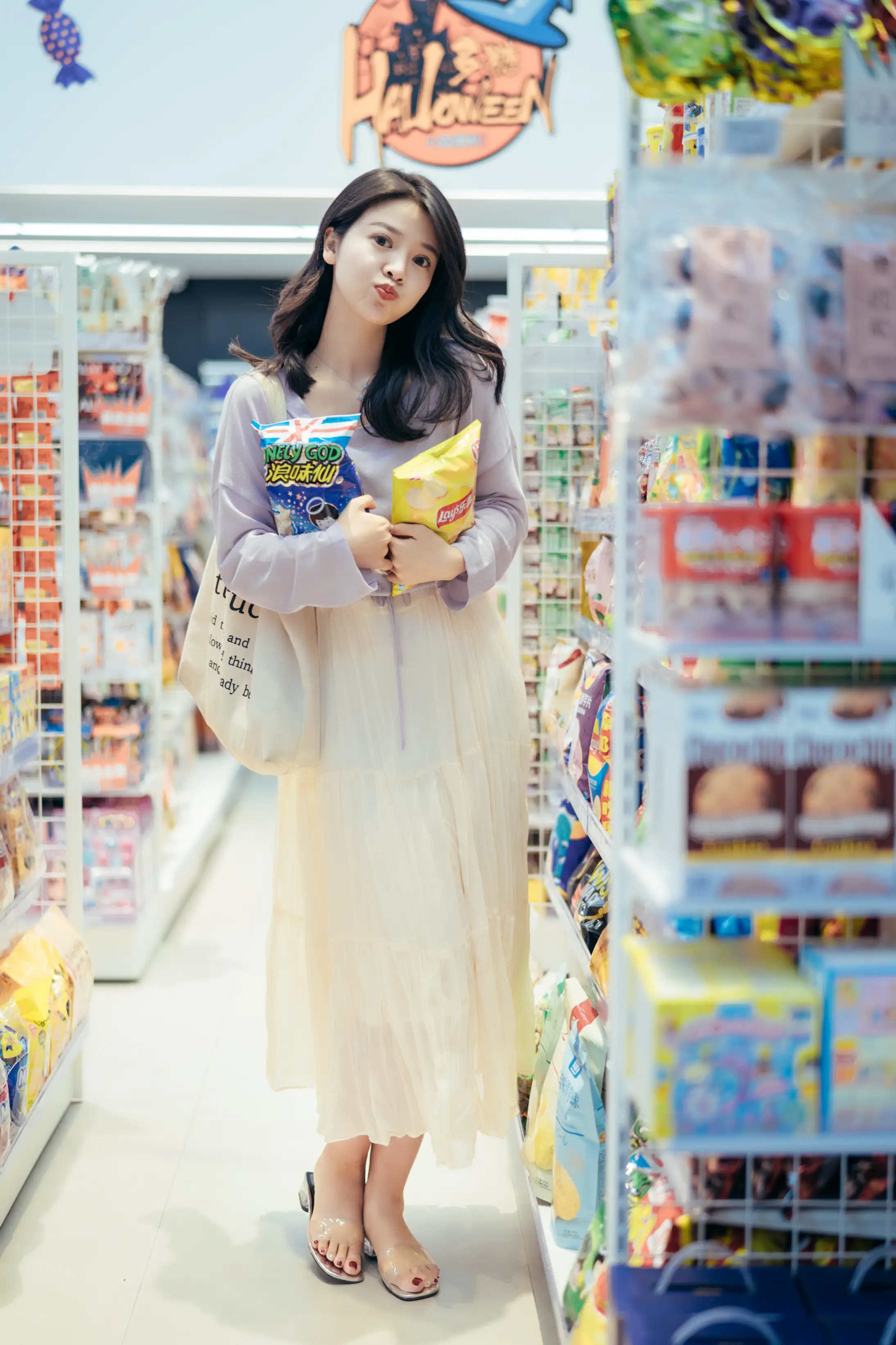 [YITUYU] 2022.01.26 Vol.710 – A lot of snacks, small satisfactions in convenience stores Meow meow meow is Jin'er#[26P]-1