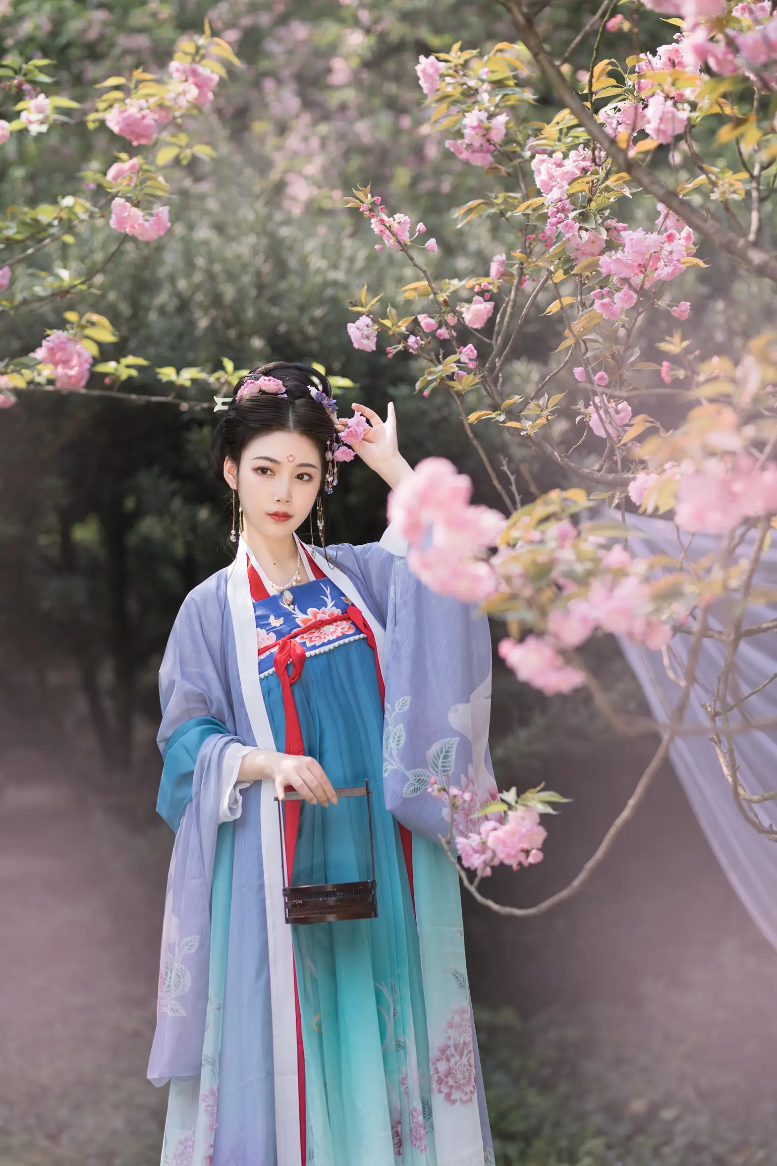 [YITUYU] 2021.09.04 Vol.246 – Beauty is like a cherry blossom Qingqing#[21P]-1