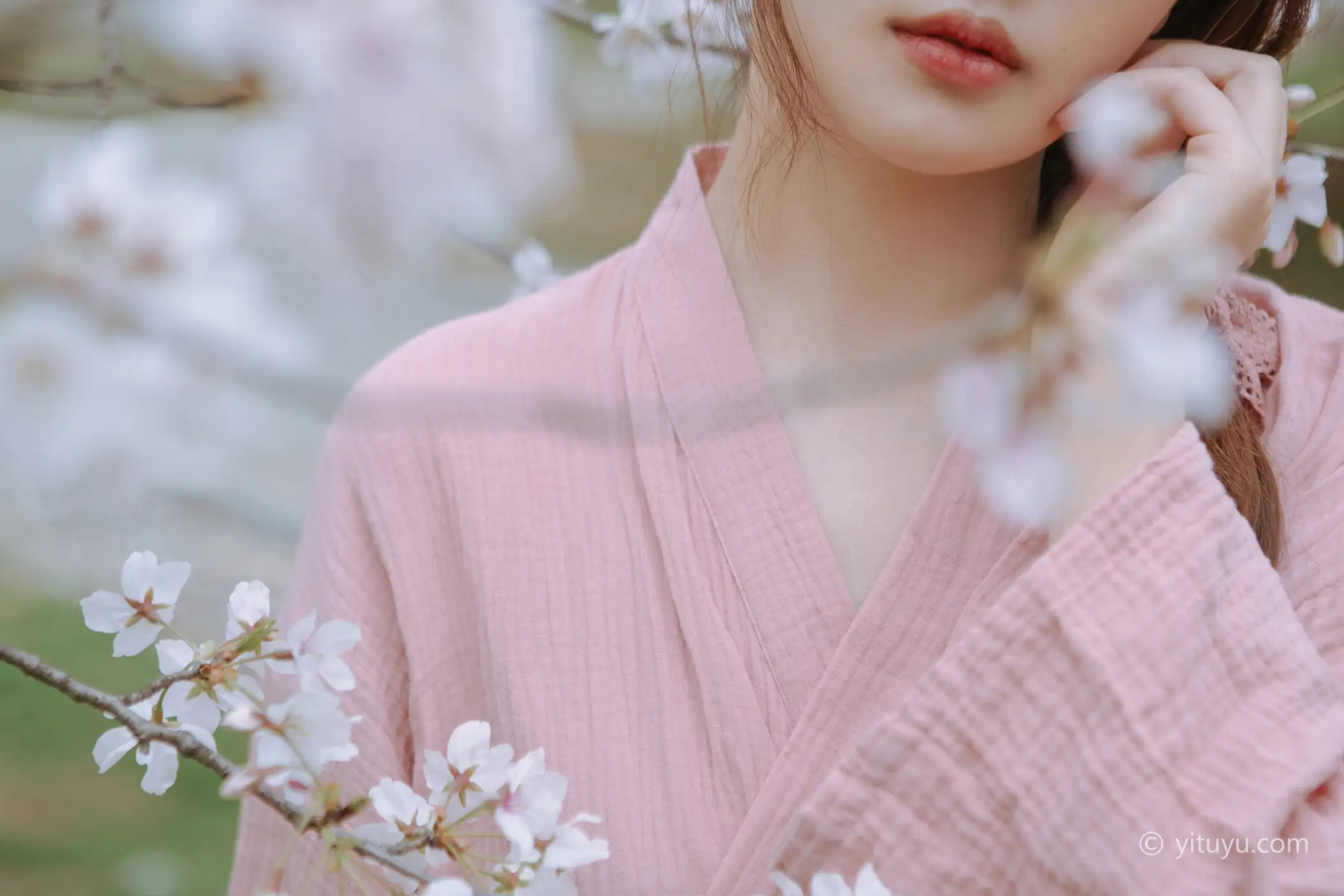 [YITUYU] 2021.05.19 Vol.057 – The wind is getting warmer and the cherry blossoms will be blooming A little April#[24P]-3