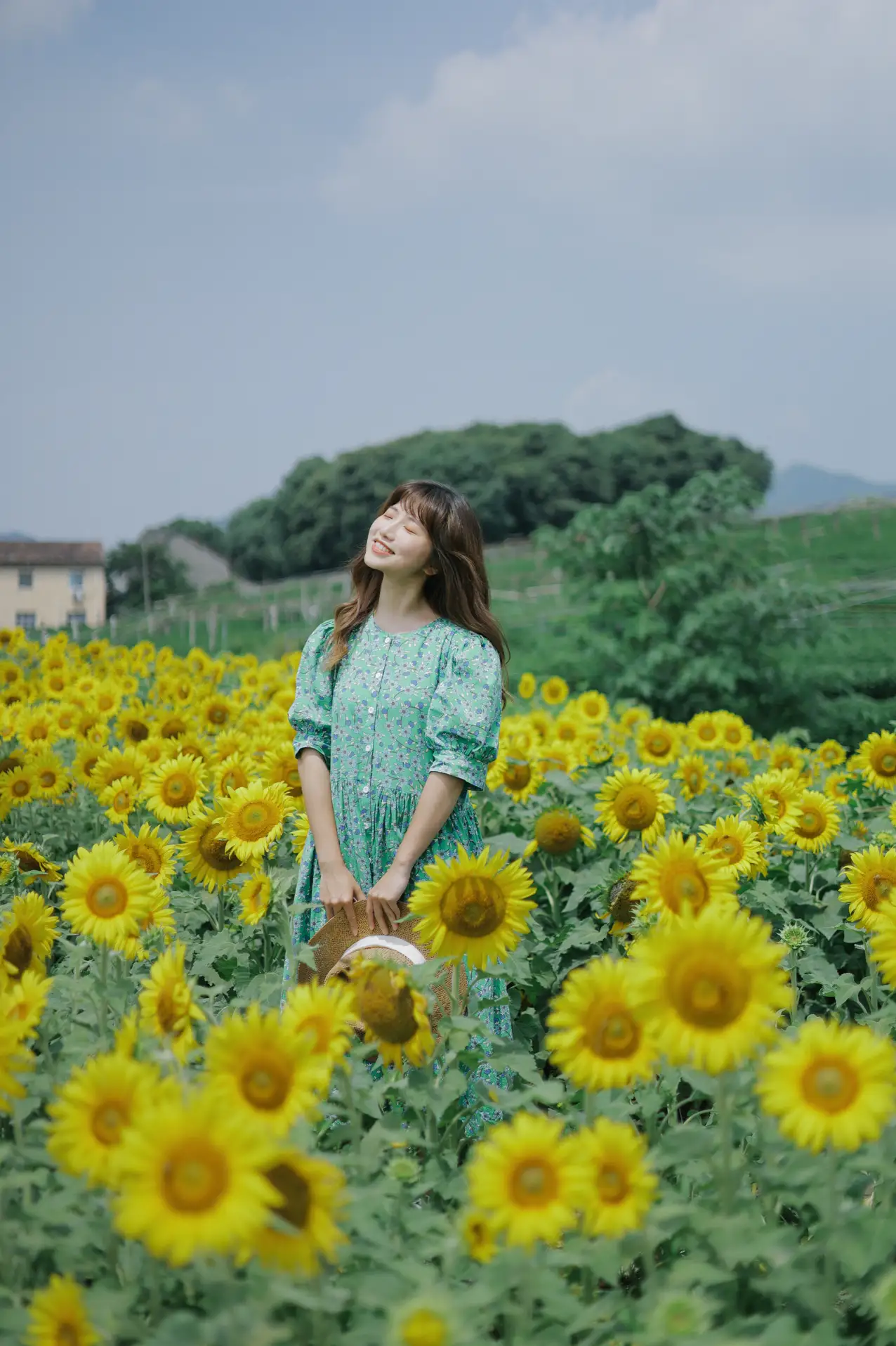 [YITUYU] 2022.07.12 Vol.1458 – Sunflower Summer Fatty Blue-#[33P]-2