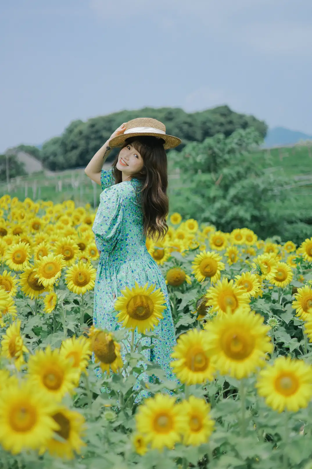 [YITUYU] 2022.07.12 Vol.1458 – Sunflower Summer Fatty Blue-#[33P]-7