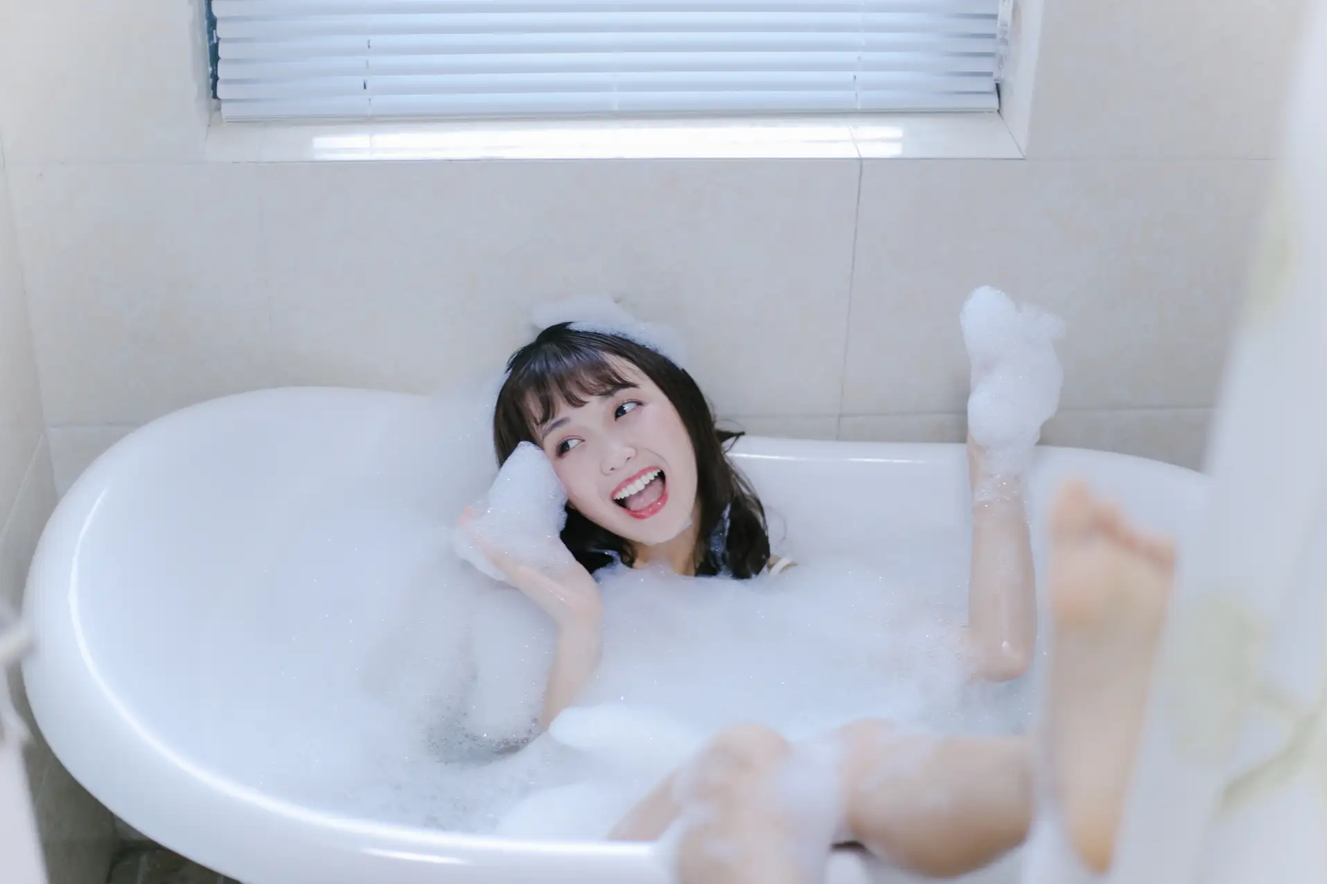 [YITUYU] 2022.08.25 VOL.1788 - Milk Bubble Bath a fish tail#[27P]-9