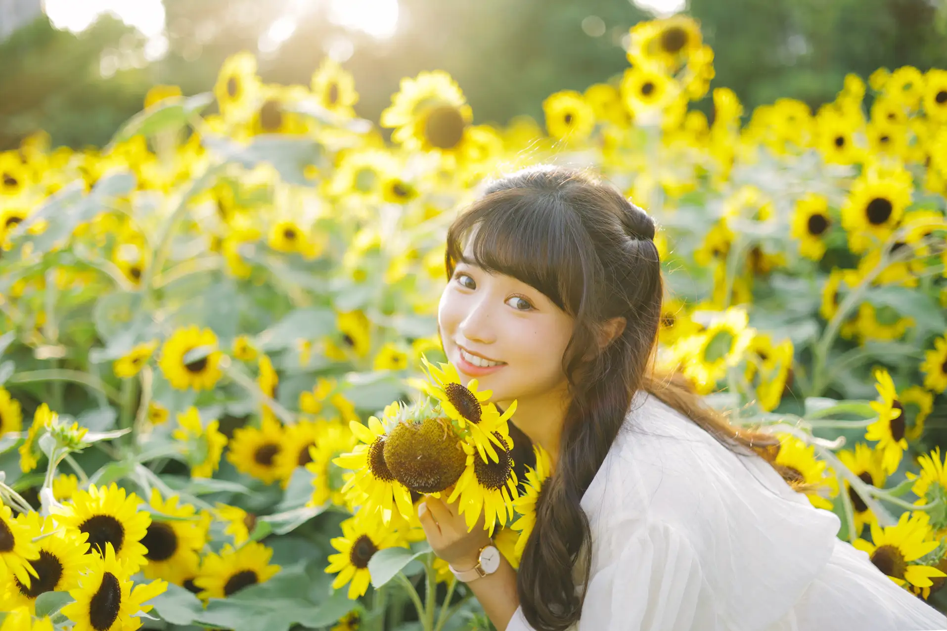 [YITUYU] 2022.08.29 Vol.1822 -Flowers in the sun and you Fatty Blue-#[25P]-12