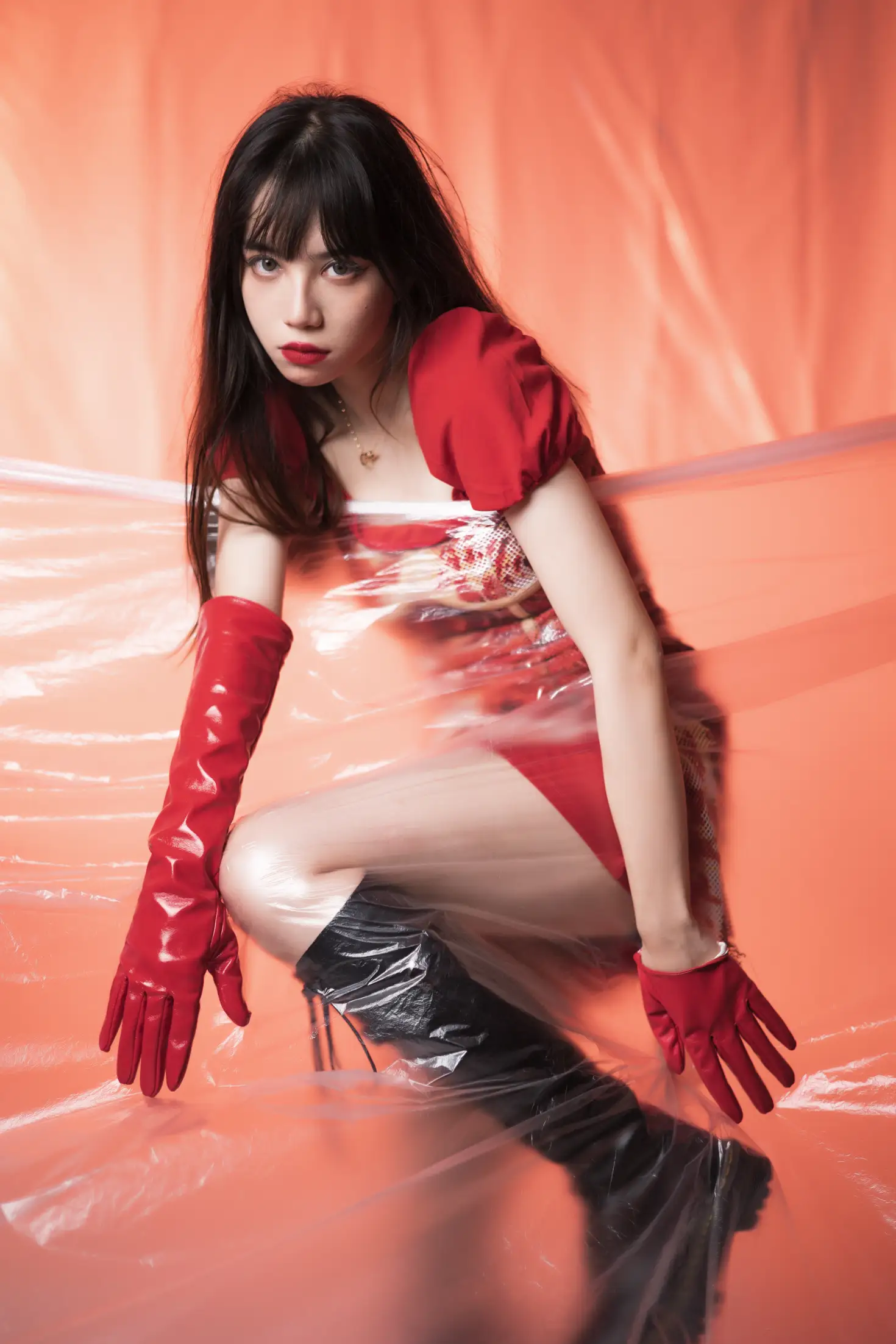 [YITUYU] 2022.05.21 Vol.0946 – Dancing Red Gloves Two plus six#[26P]-9