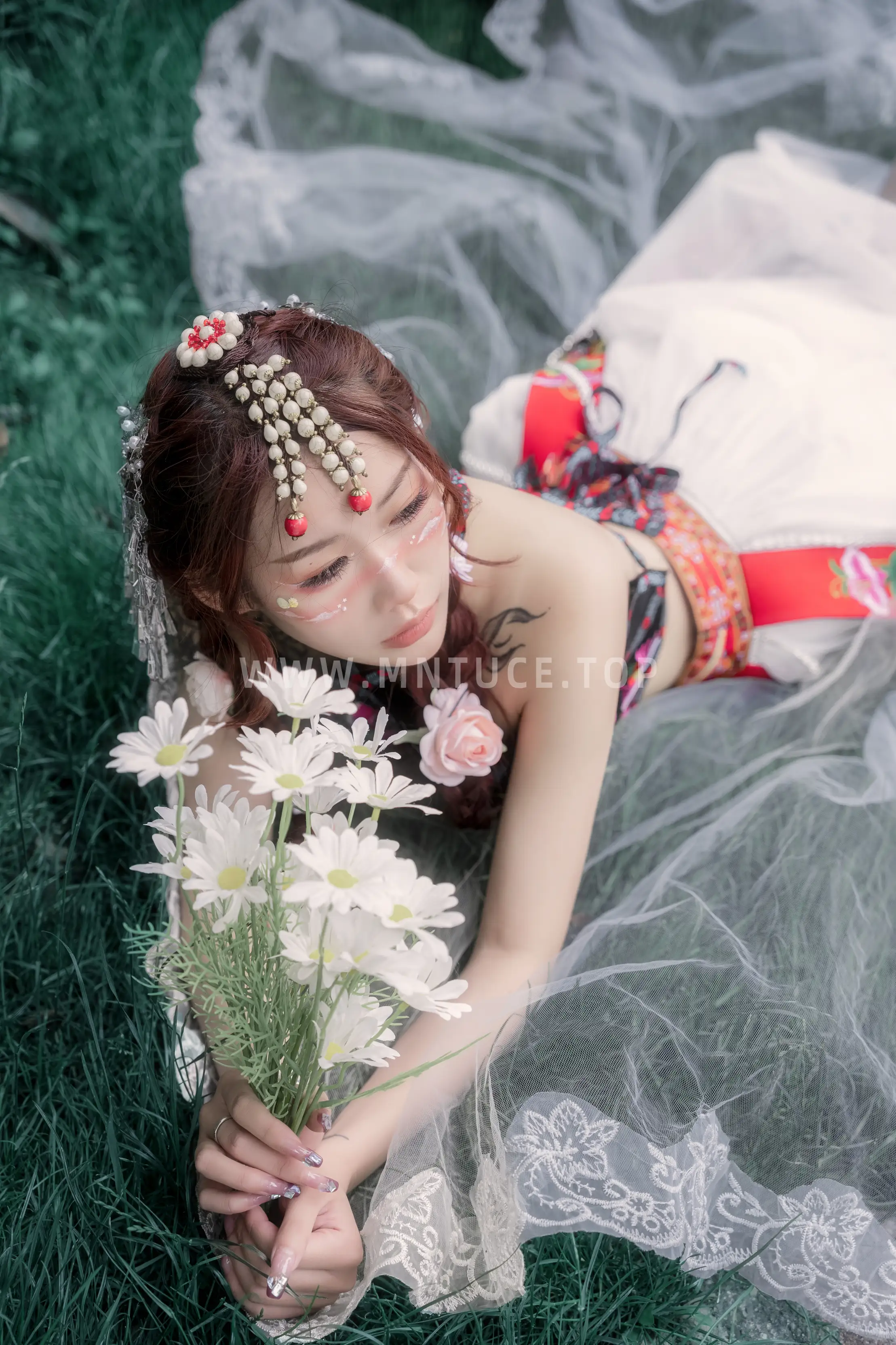 [YITUYU] 2022.07.02 Vol.1355 – Rose Girl Deng Wa'er#[28P]-9