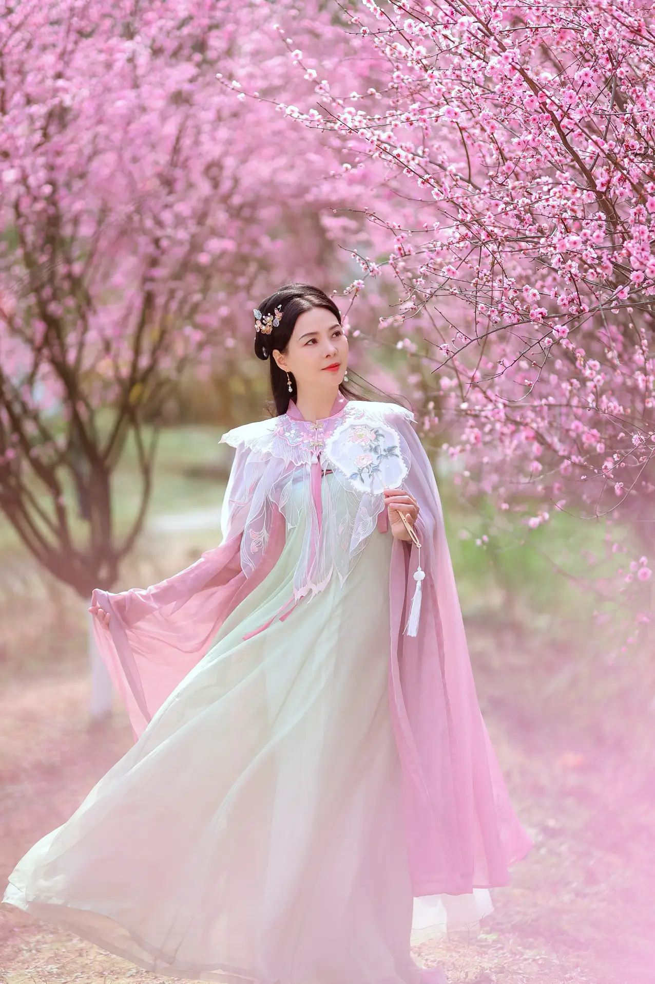 [YITUYU] 2022.05.31 Vol.1043 – Warm spring cherry color lotus#[38P]-2