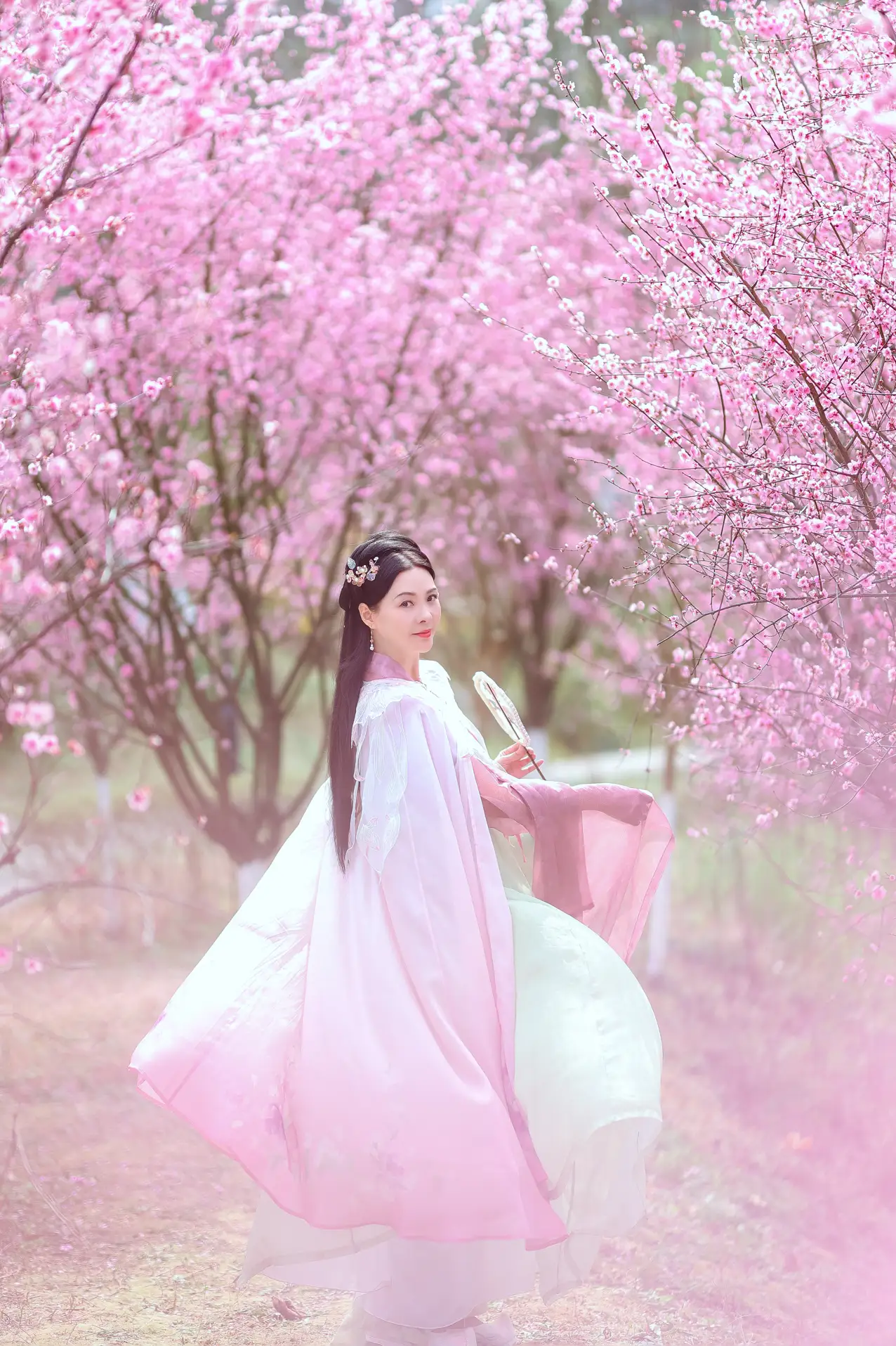 [YITUYU] 2022.05.31 Vol.1043 – Warm spring cherry color lotus#[38P]-8