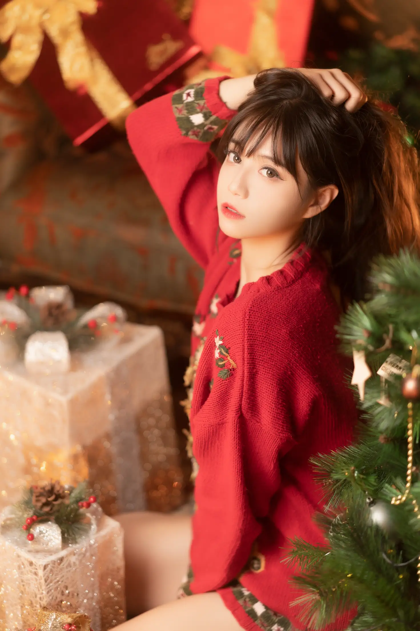 [YITUYU] 2022.05.26 Vol.0988 – Red Christmas Two plus six#[38P]-1