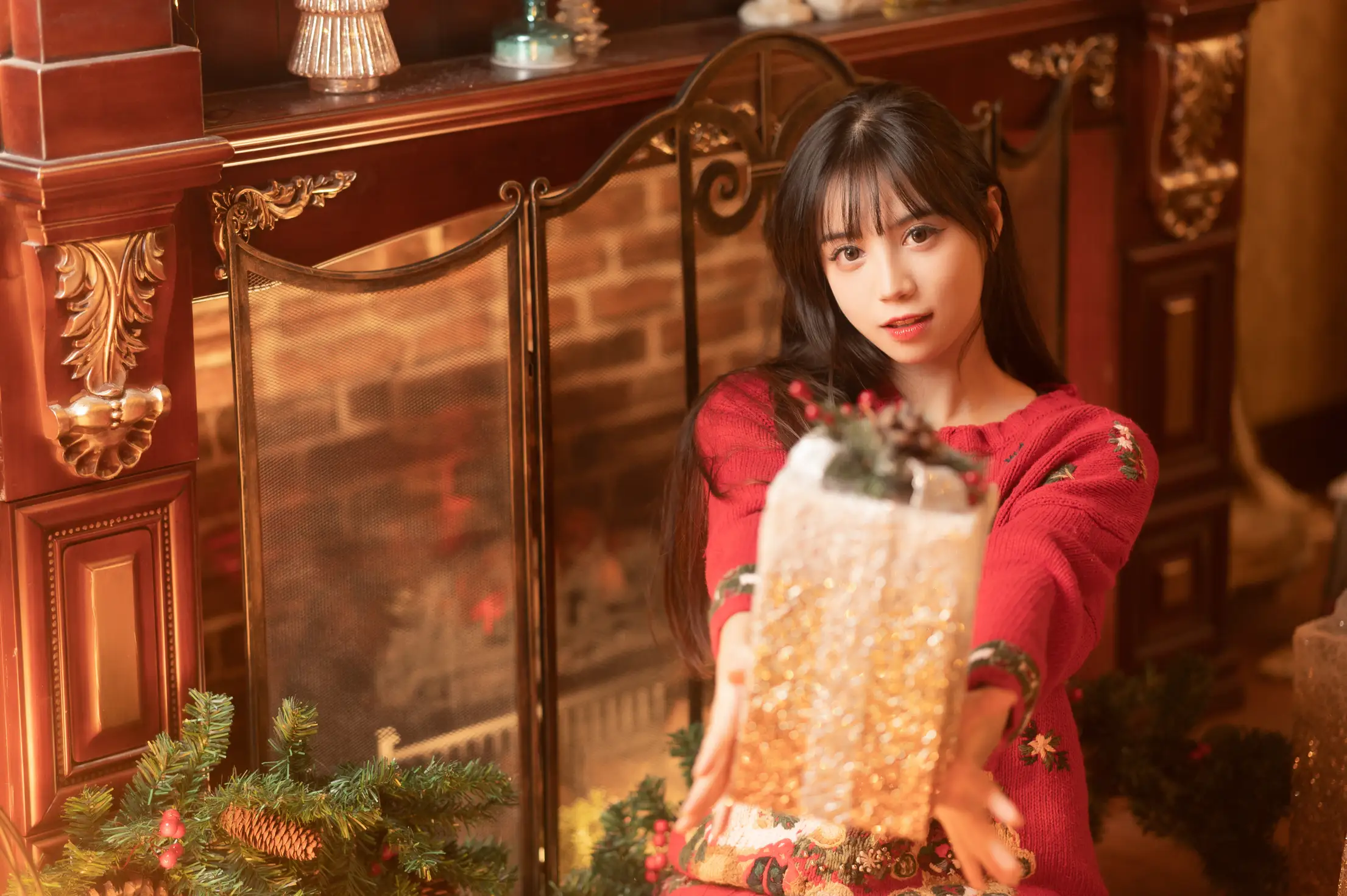 [YITUYU] 2022.05.26 Vol.0988 – Red Christmas Two plus six#[38P]-5