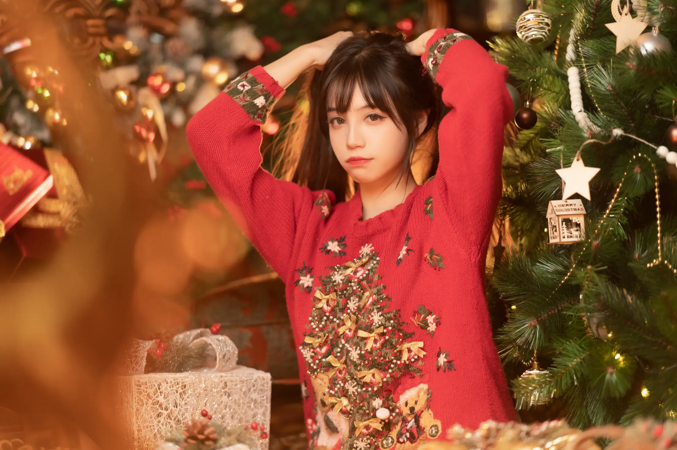 [YITUYU] 2022.05.26 Vol.0988 – Red Christmas Two plus six#[38P]-2