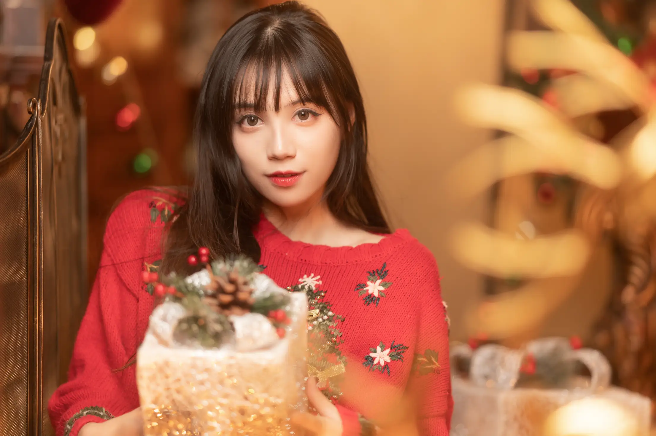 [YITUYU] 2022.05.26 Vol.0988 – Red Christmas Two plus six#[38P]-4