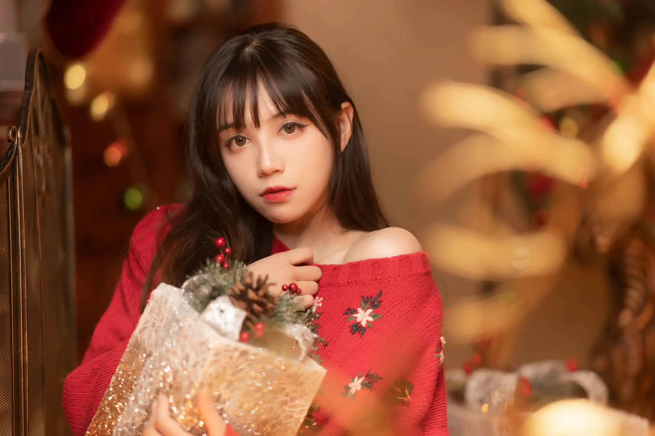 [YITUYU] 2022.05.26 Vol.0988 – Red Christmas Two plus six#[38P]-5