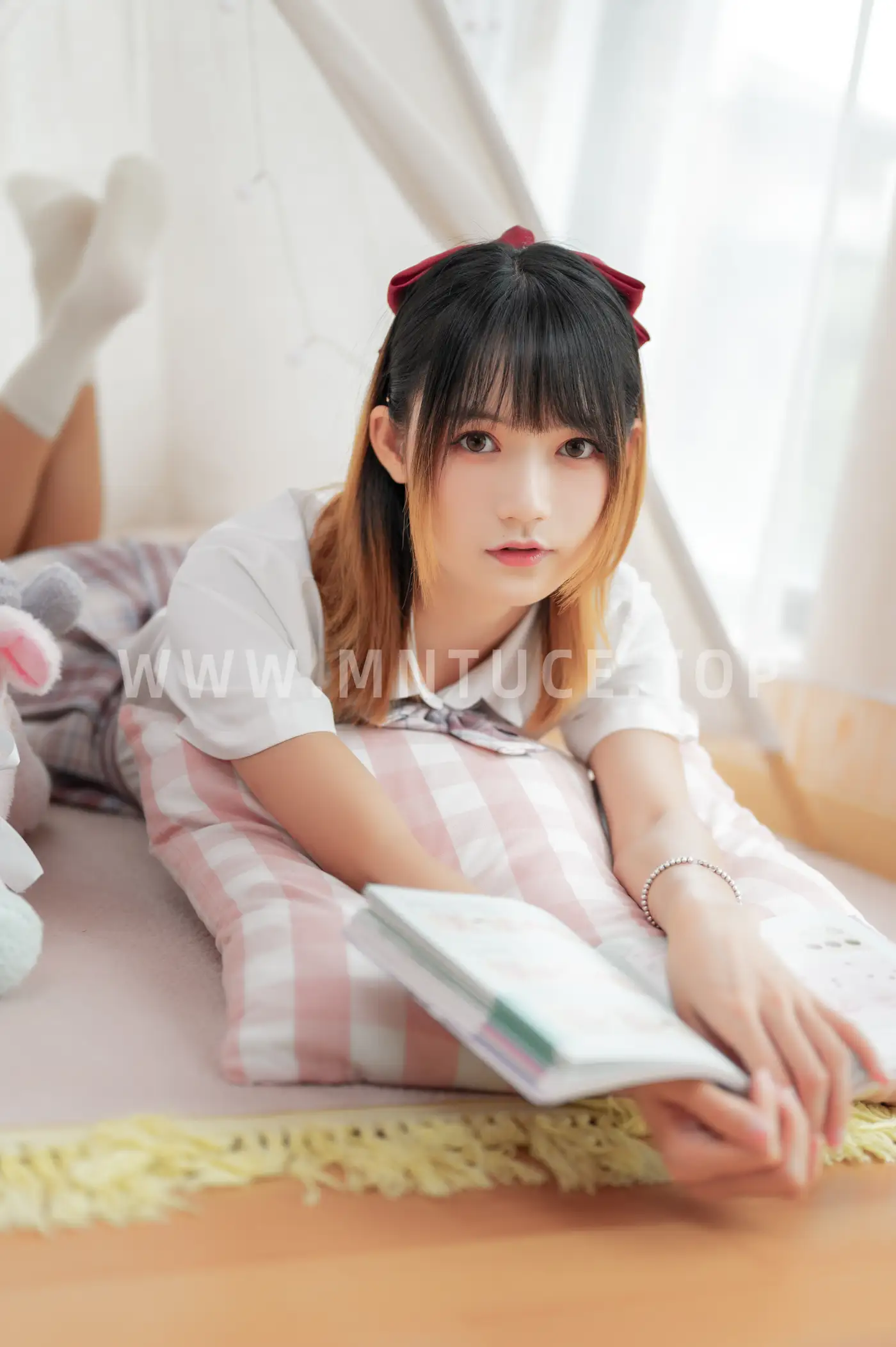 [YITUYU] 2022.05.18 Vol.0918 – Girl’s Thoughts Rabbit Zzz won't eat carrots#[32P]-4