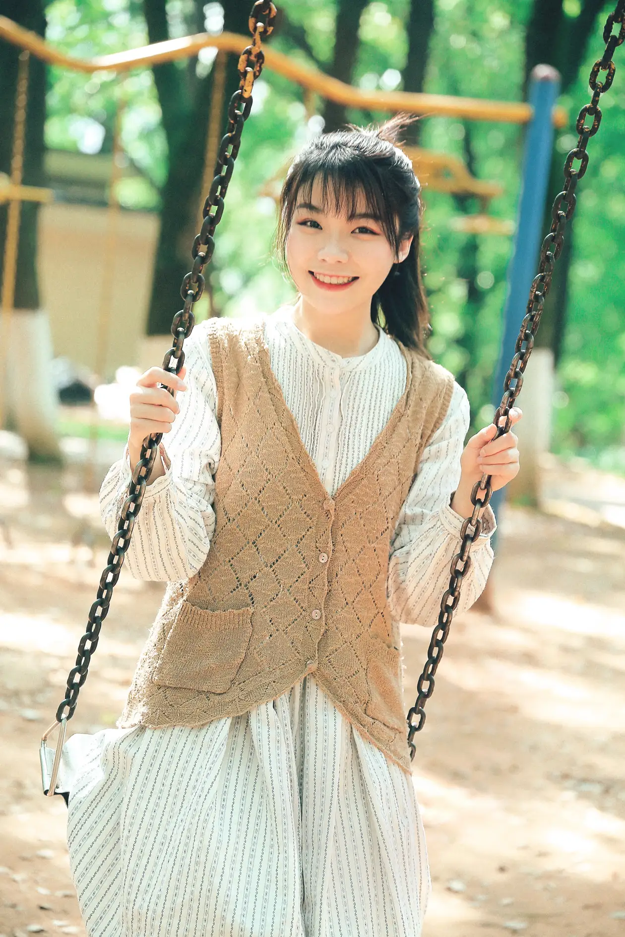 [YITUYU] 2022.05.18 Vol.0921 – Late Summer Breeze Zi Ao#[25P]-3