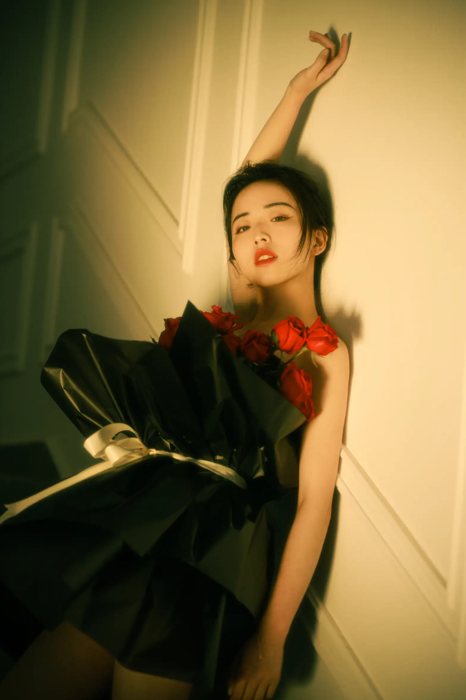 [YITUYU] 2022.08.07 Vol.1644 - Red Rose Xiao Zhu#[34P]-1