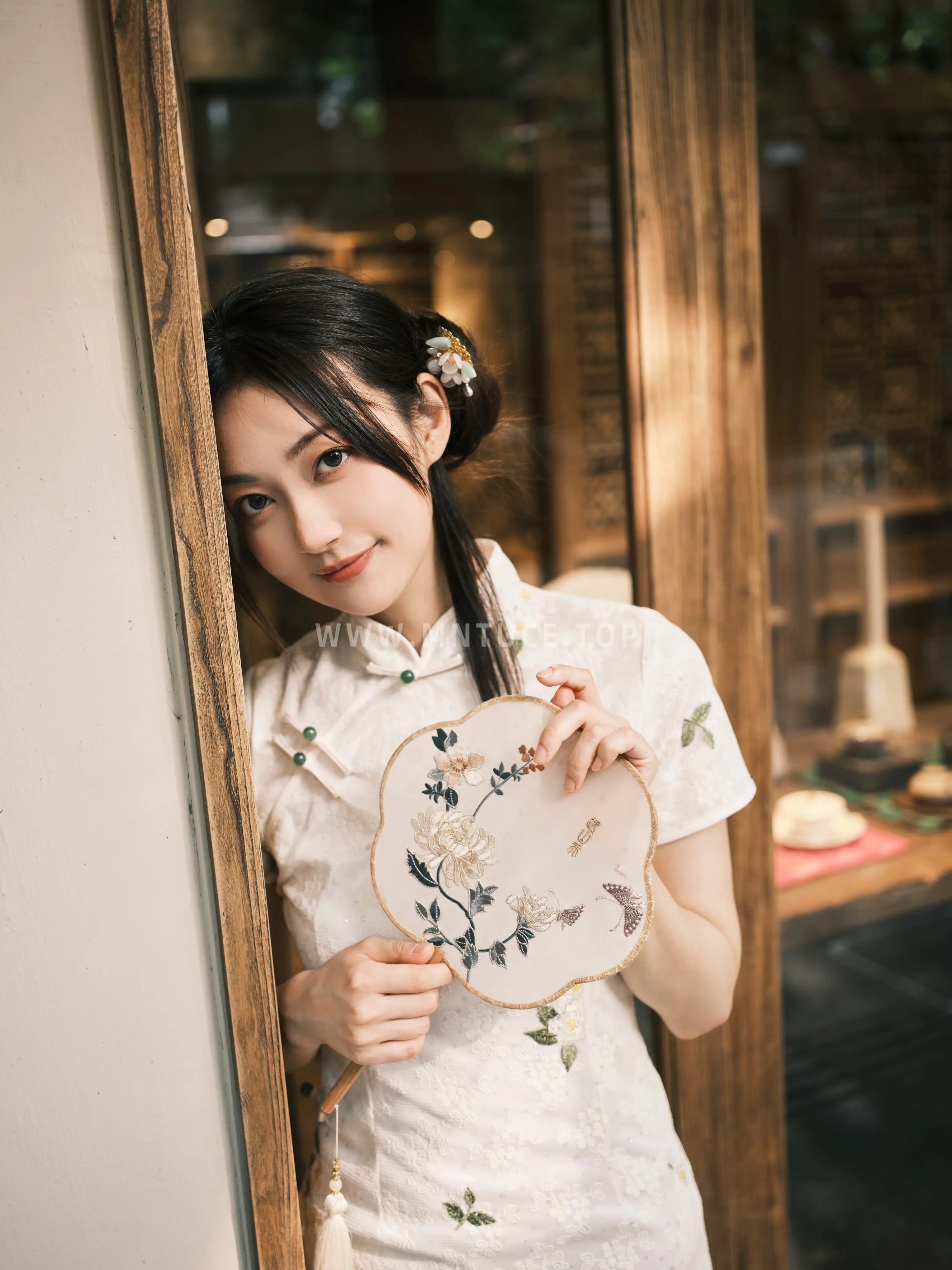 [YITUYU] 2022.07.27 Vol.1554 – Modern Cheongsam Flying bird coo-#[47P]-8