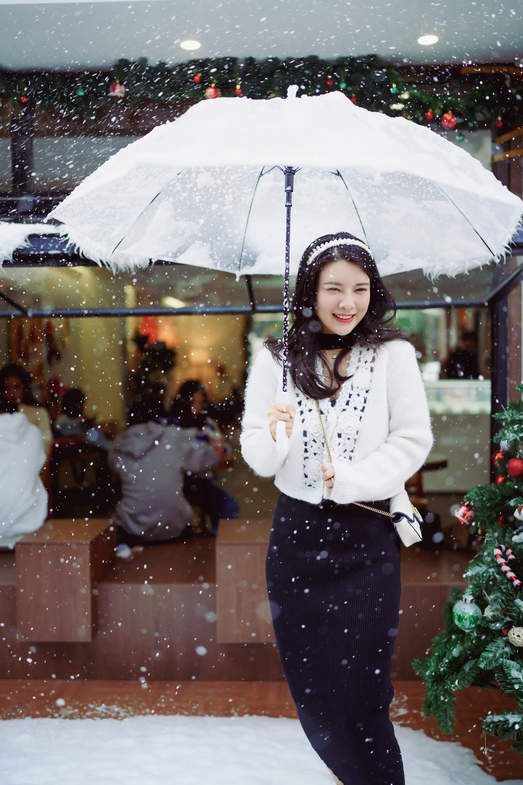 [YITUYU] 2022.01.29 Vol.722 – Jingle Bell, Christmas scenery themed portrait photography Meow meow meow is Jin'er#[61P]-1