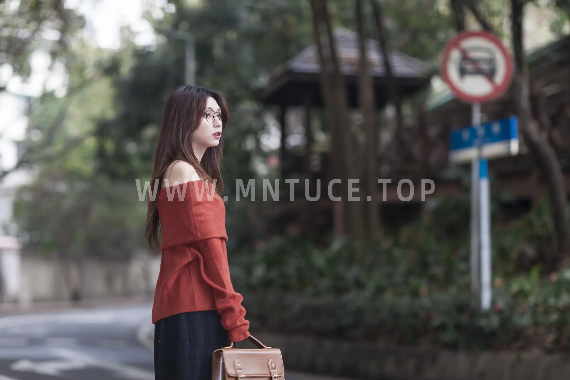 [YITUYU] 2021.11.12 Vol.443 – Flowers bloom under the tree Qiqi#[22P]-9