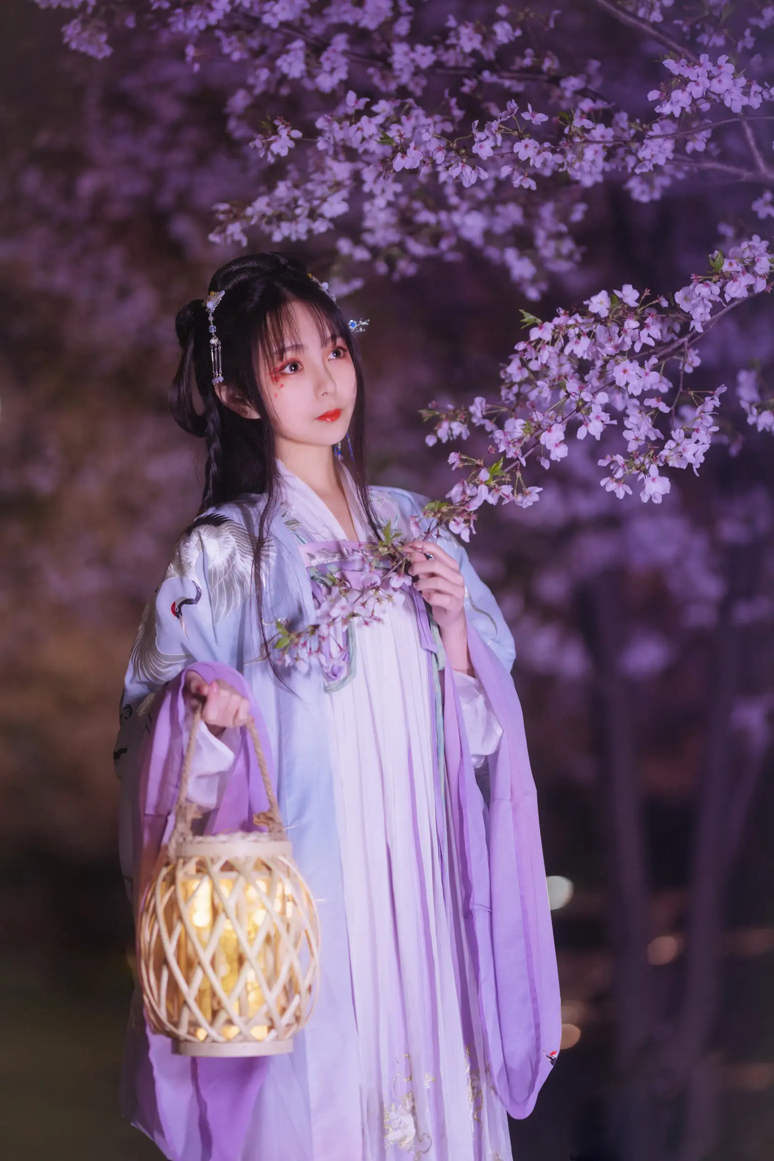 [YITUYU] 2022.08.10 Vol.1673 – Night Sakura Mo Mo Hongchen#[20P]-2