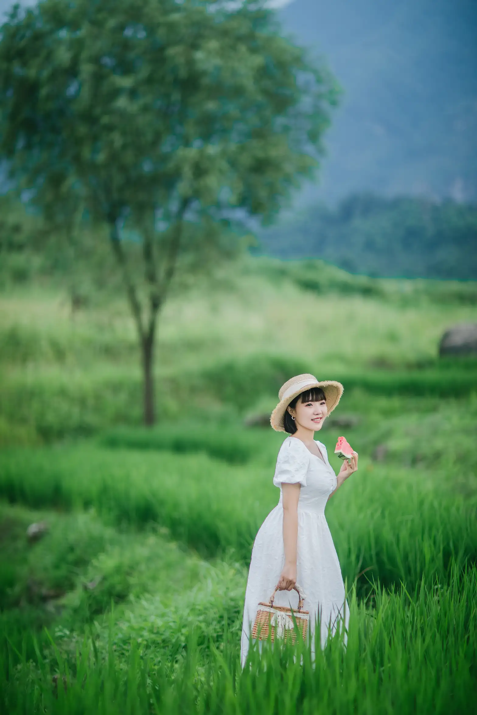 [YITUYU] 2022.08.24 Vol.1782 – Summer rice fields Winter piano#[25P]-2